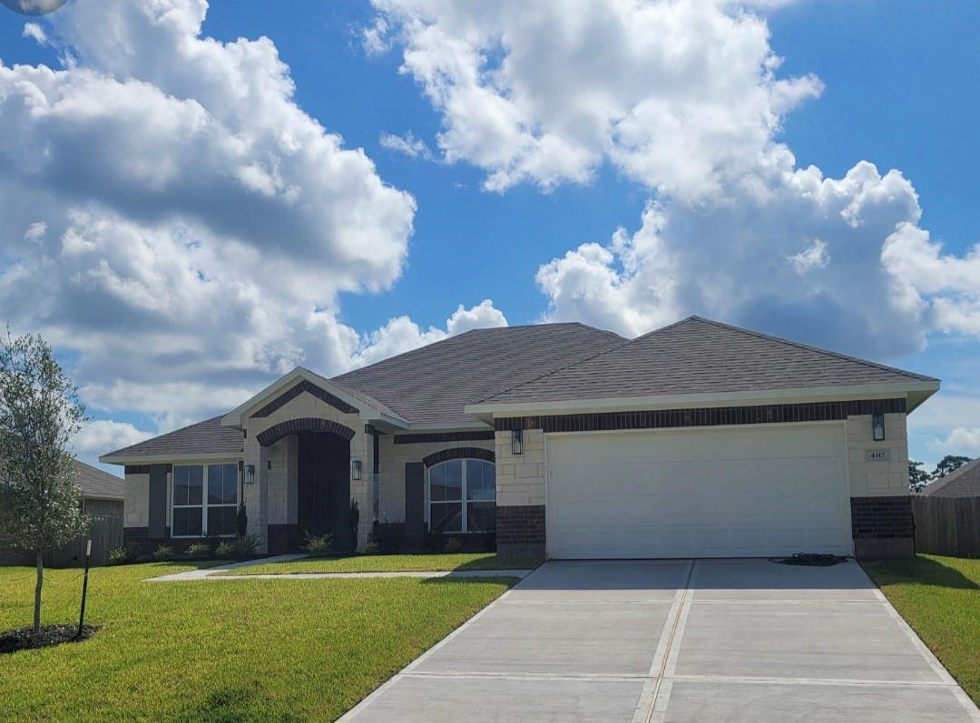 4317 Leslies Way, Dickinson TX 77539 Property Photo 1