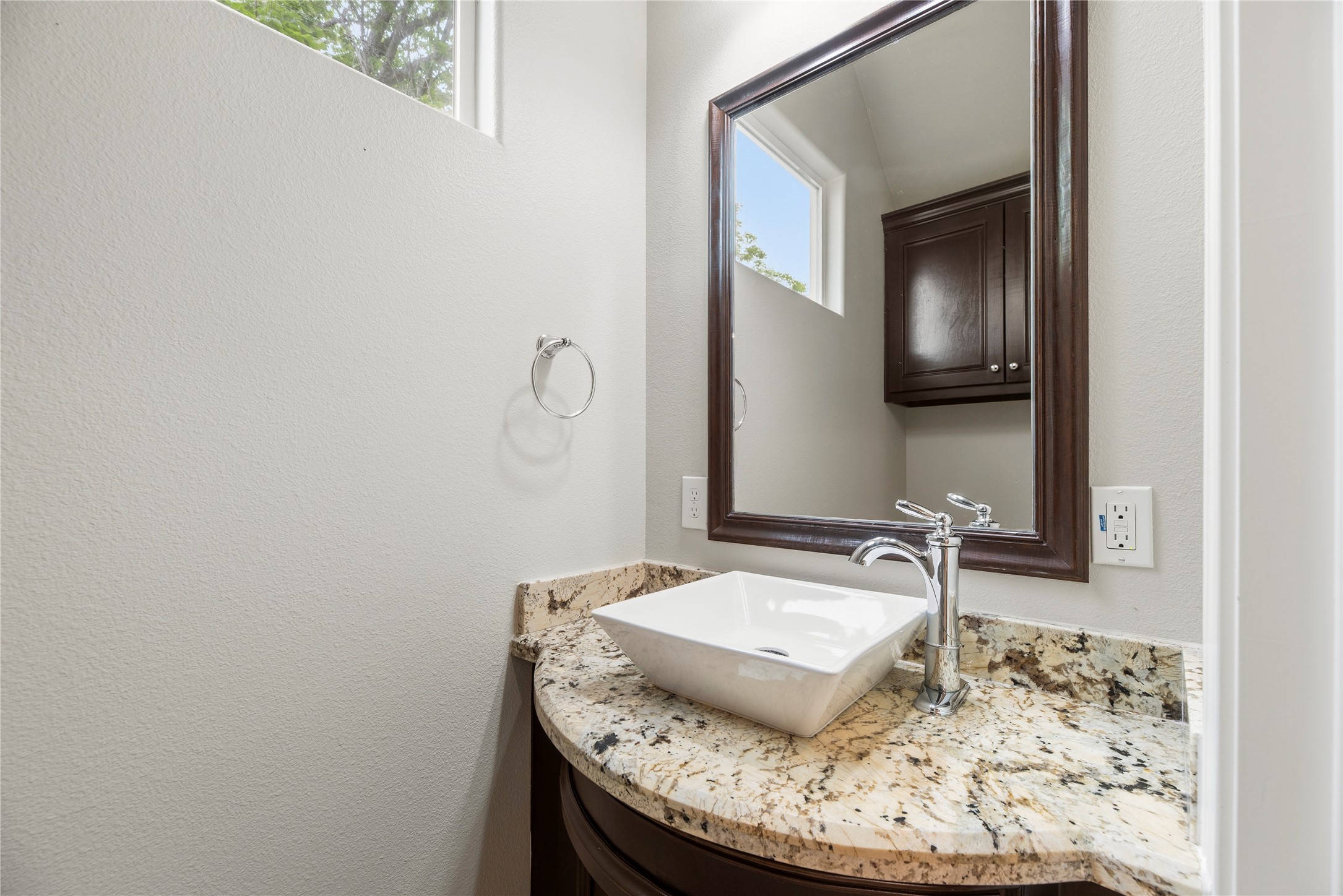 4307 Allen Street Property Photo 19