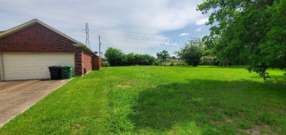 3614 Barberry Drive Property Photo 2