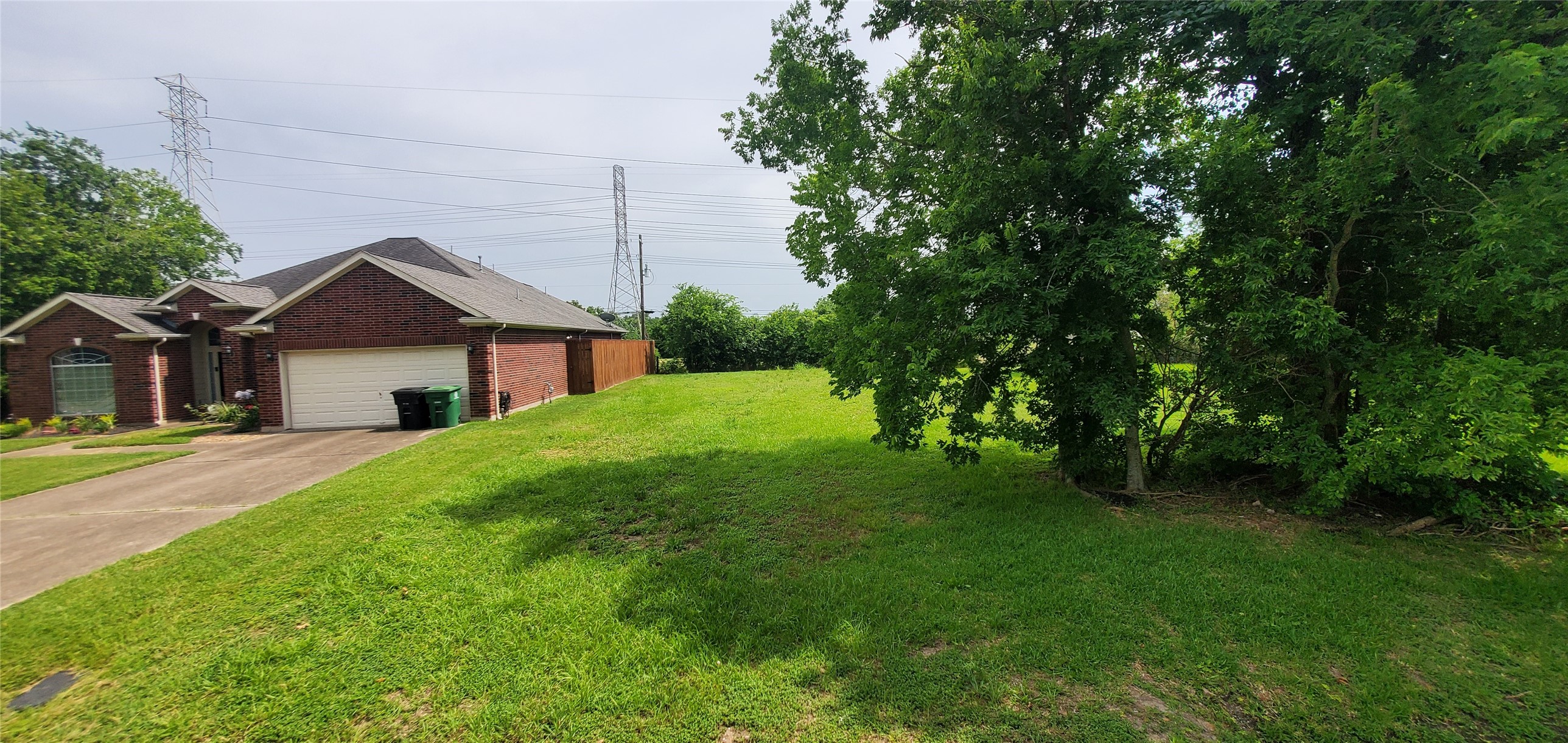 3614 Barberry Drive Property Photo 4