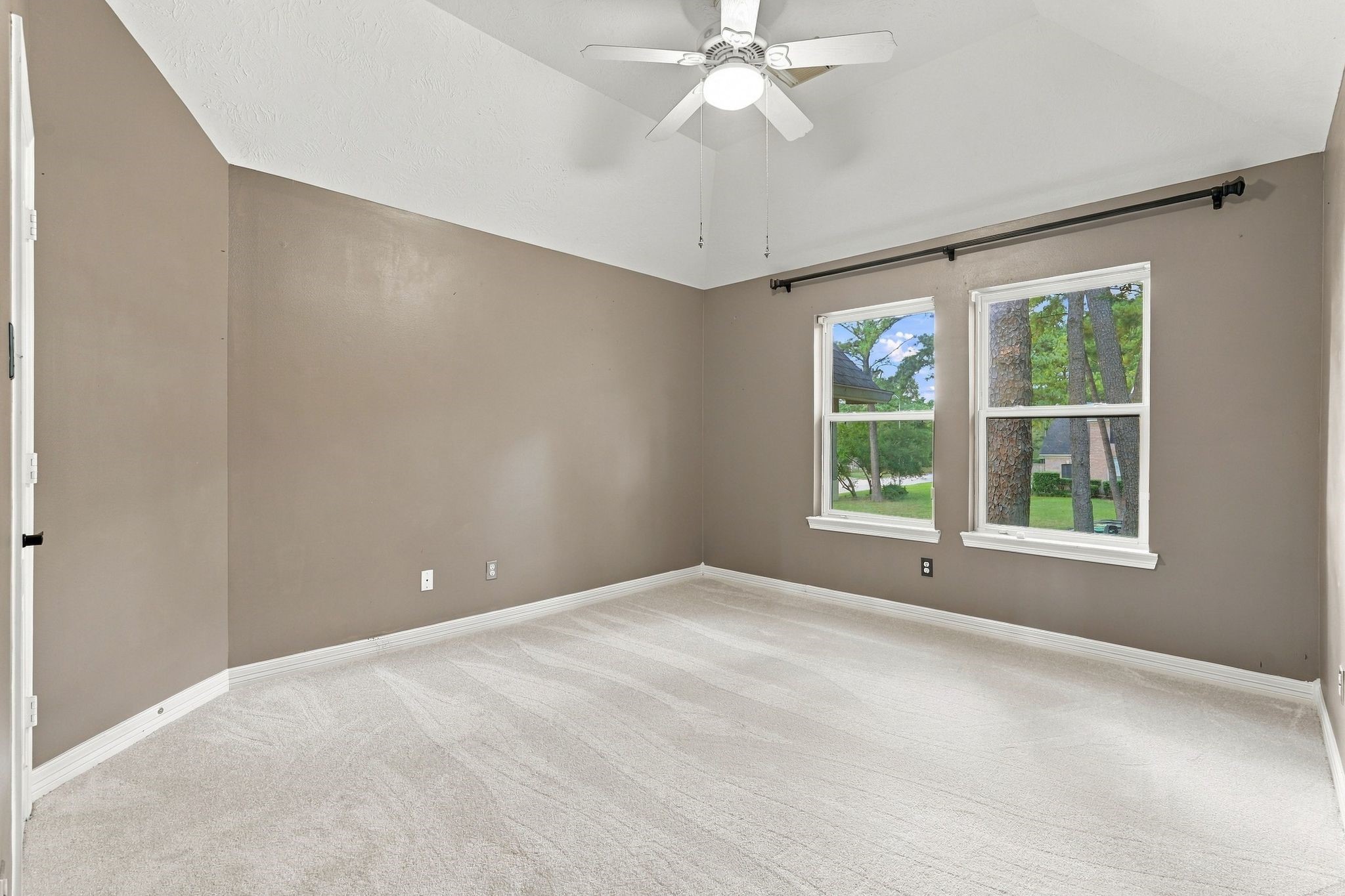 17327 Scenic Lake Court Property Photo 33