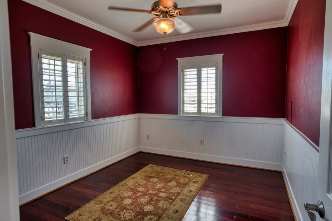 203 Francis Cove Property Photo 18