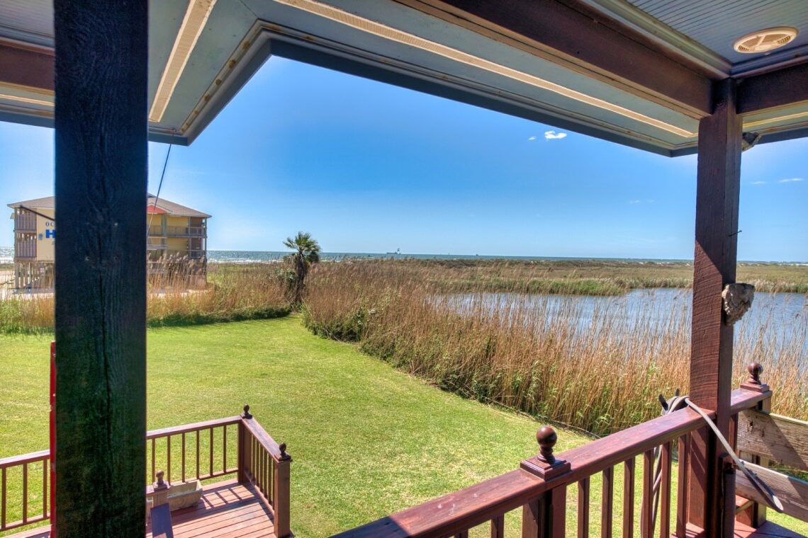 203 Francis Cove Property Photo 27