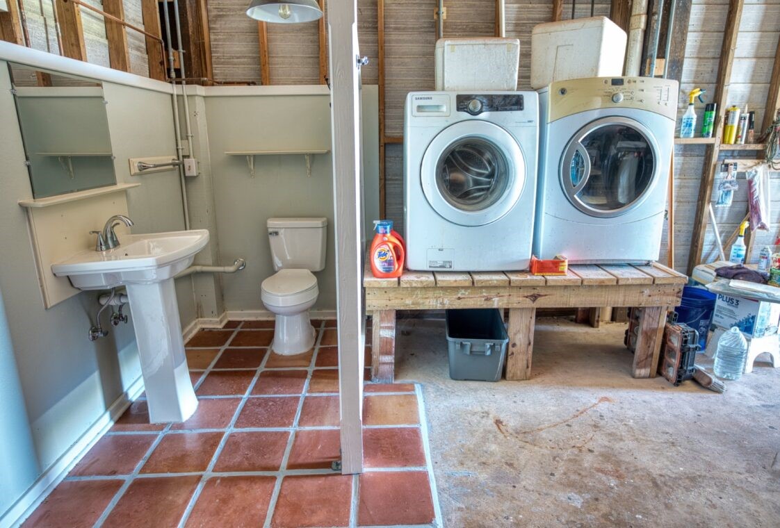203 Francis Cove Property Photo 31