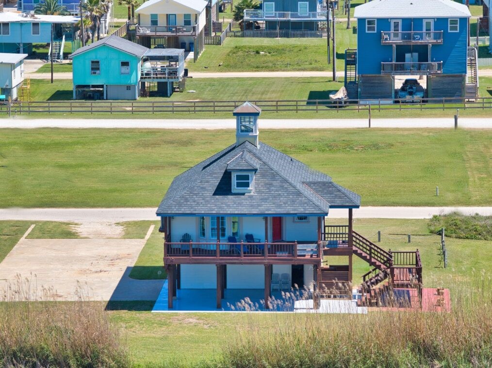 203 Francis Cove Property Photo 36