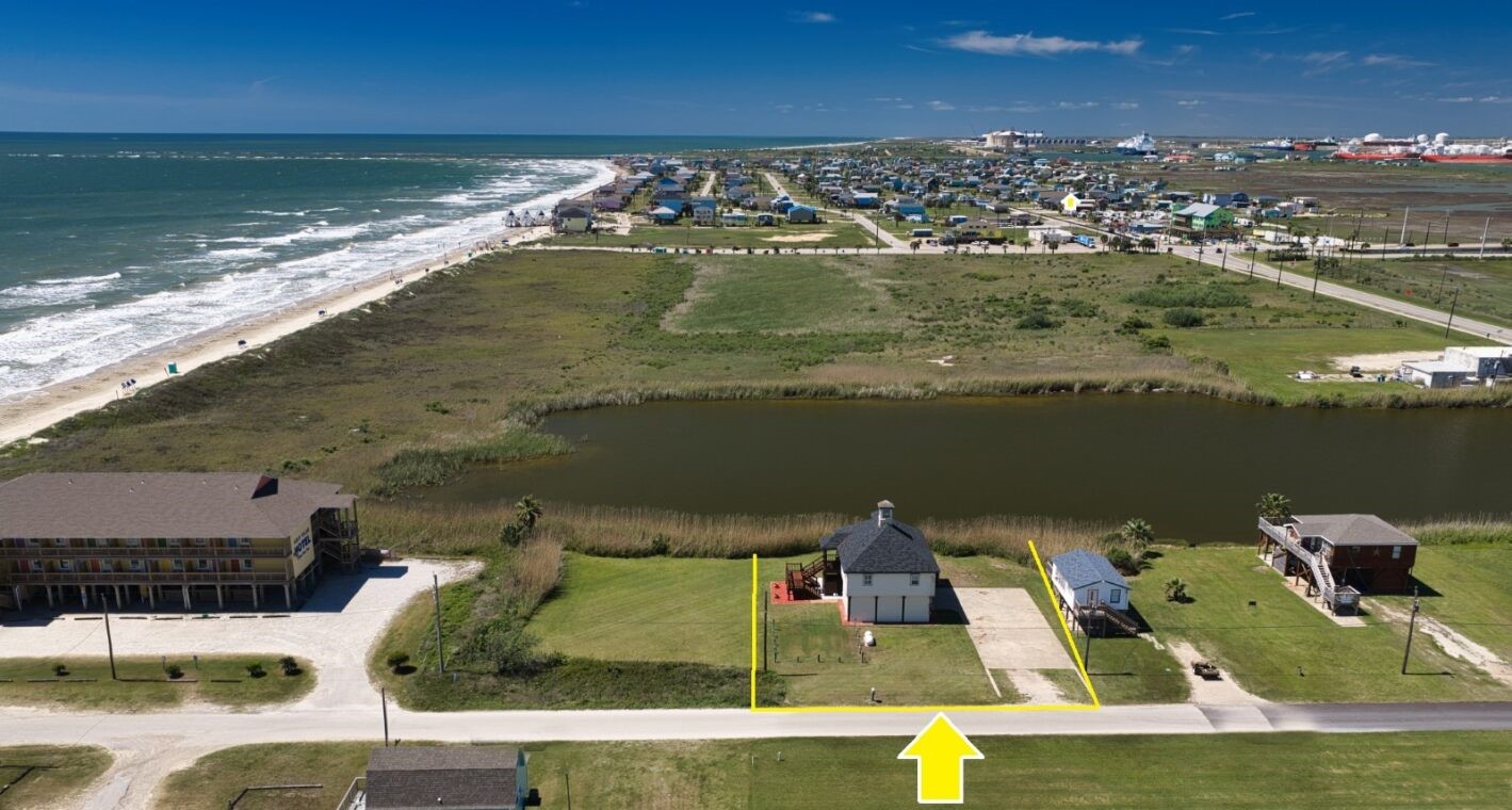 203 Francis Cove Property Photo 41