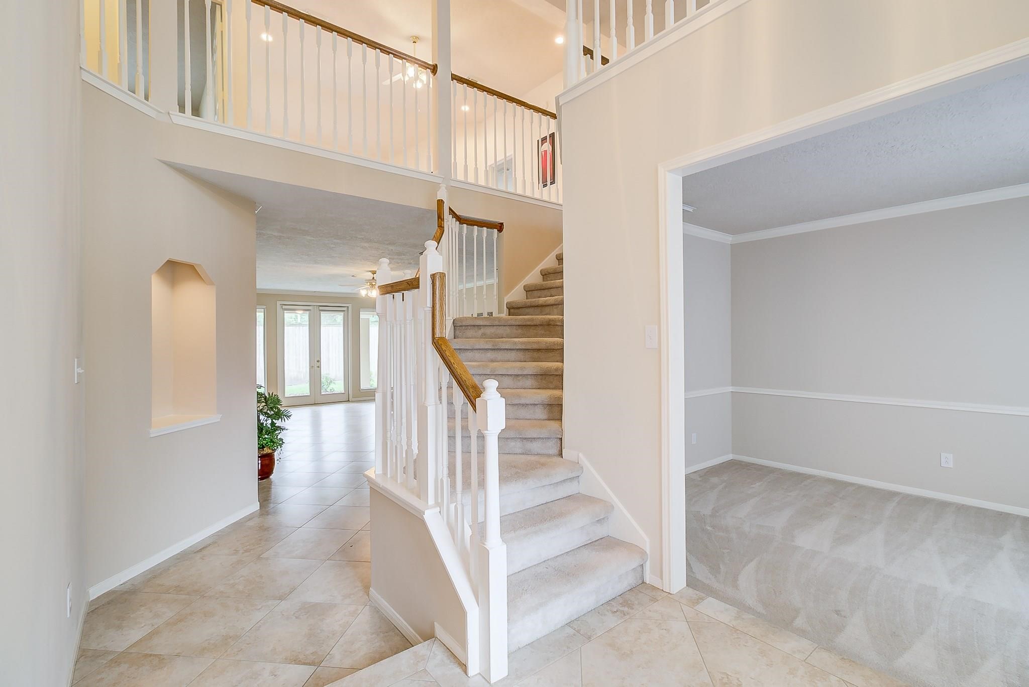 17323 Jackson Pines Drive Property Photo 4
