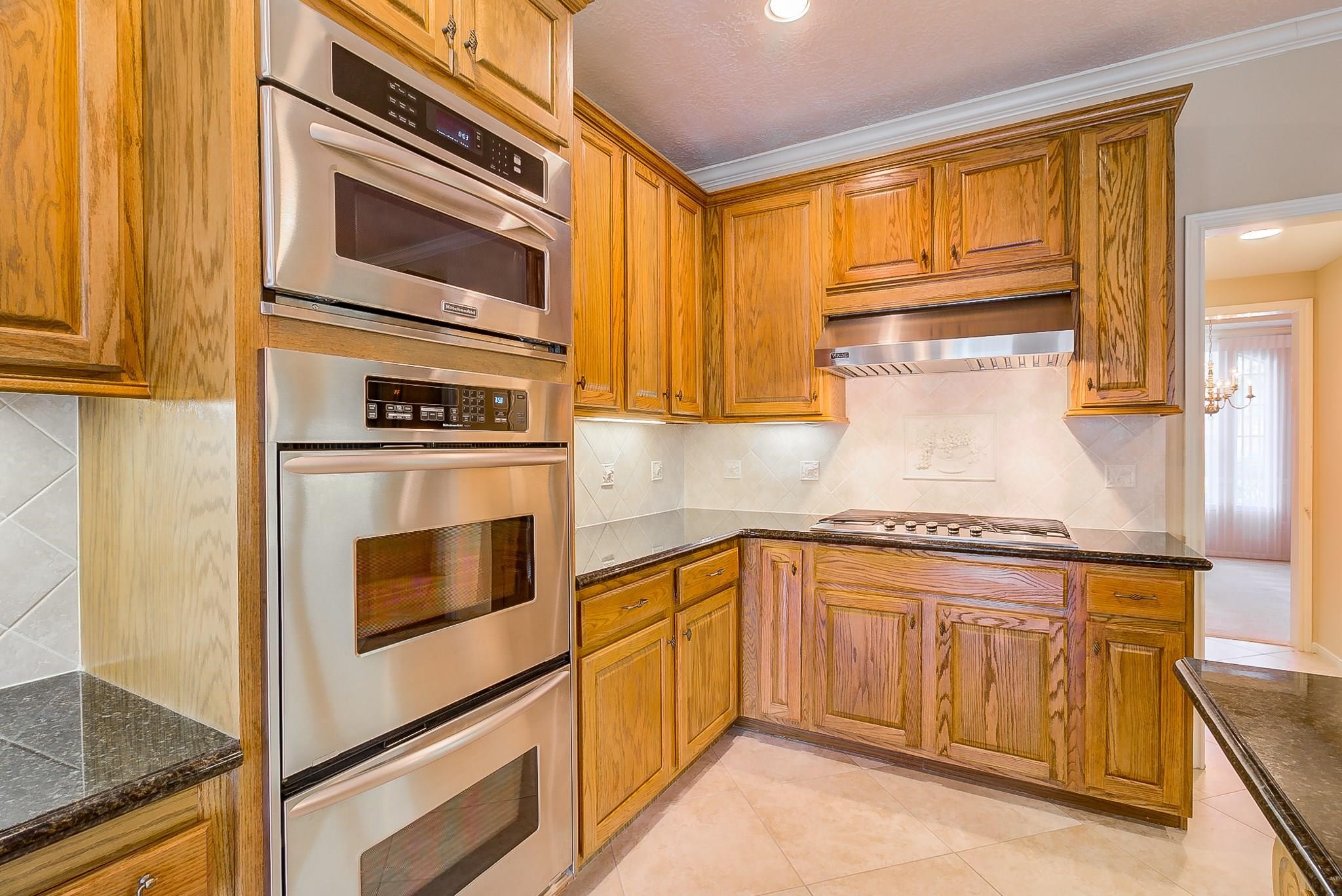 17323 Jackson Pines Drive Property Photo 10