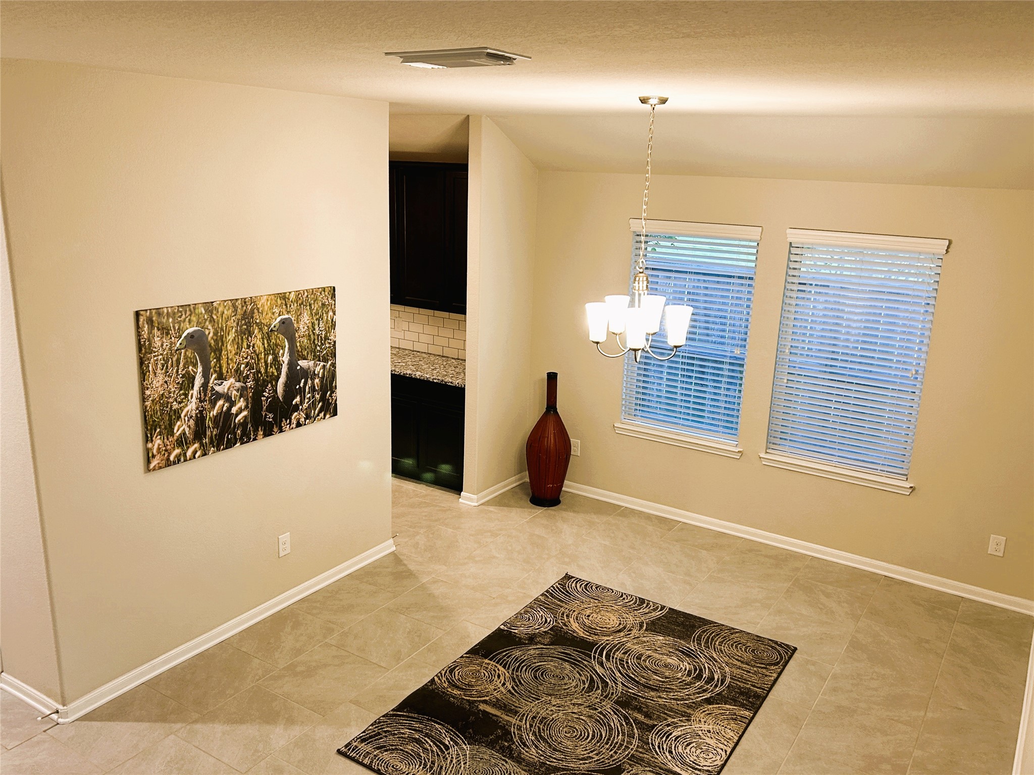 1402 Central Heights Drive Property Photo 3