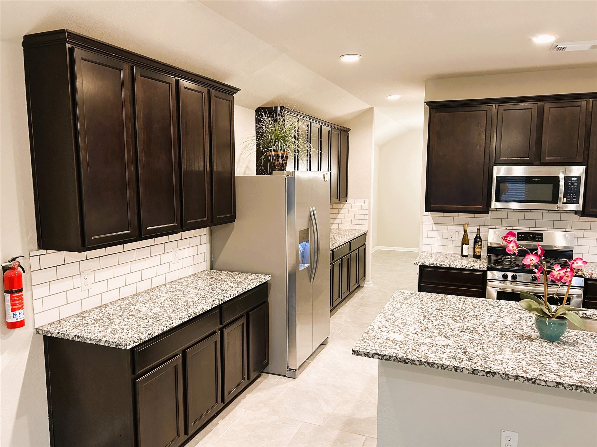 1402 Central Heights Drive Property Photo 6