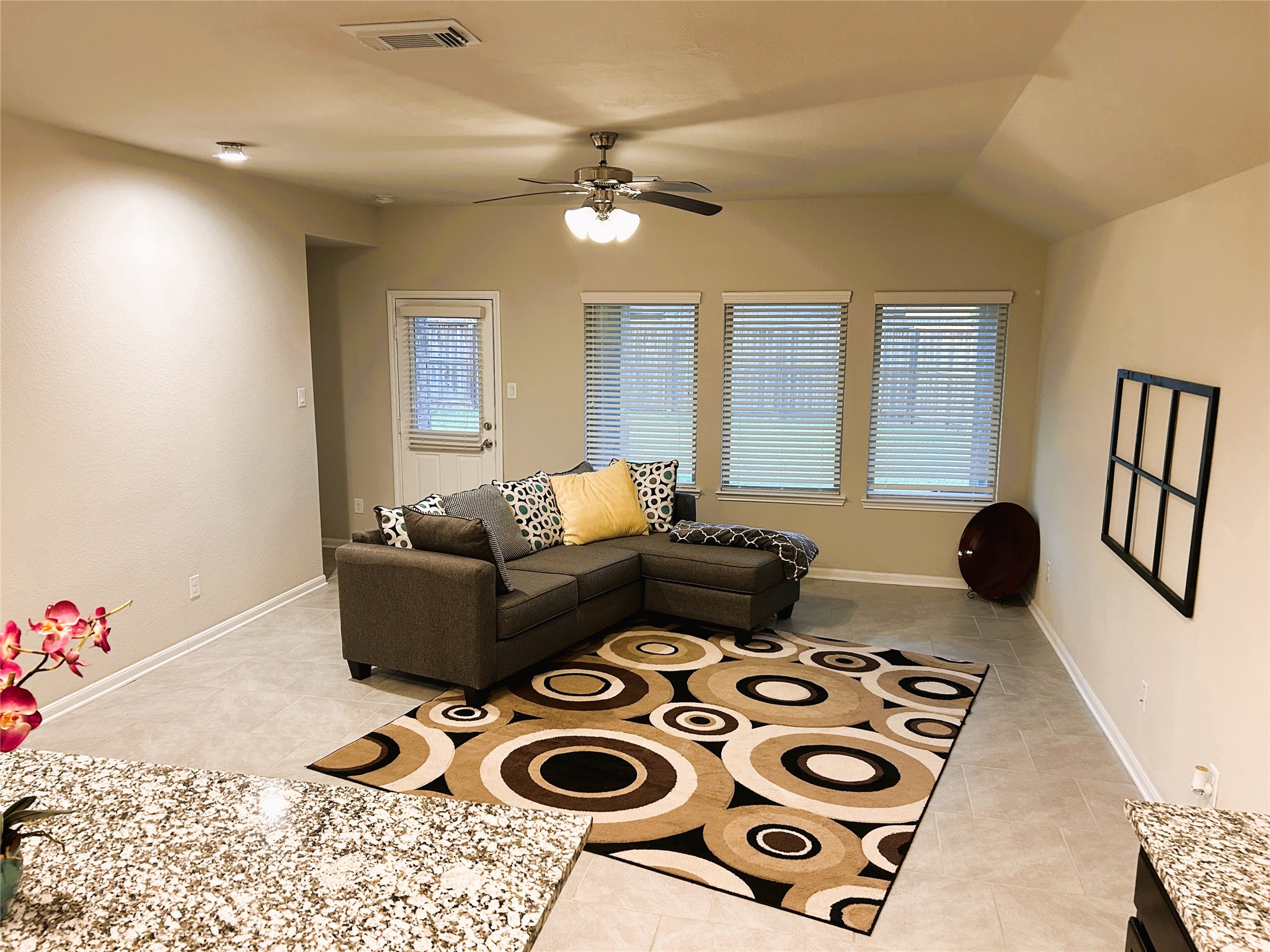 1402 Central Heights Drive Property Photo 10