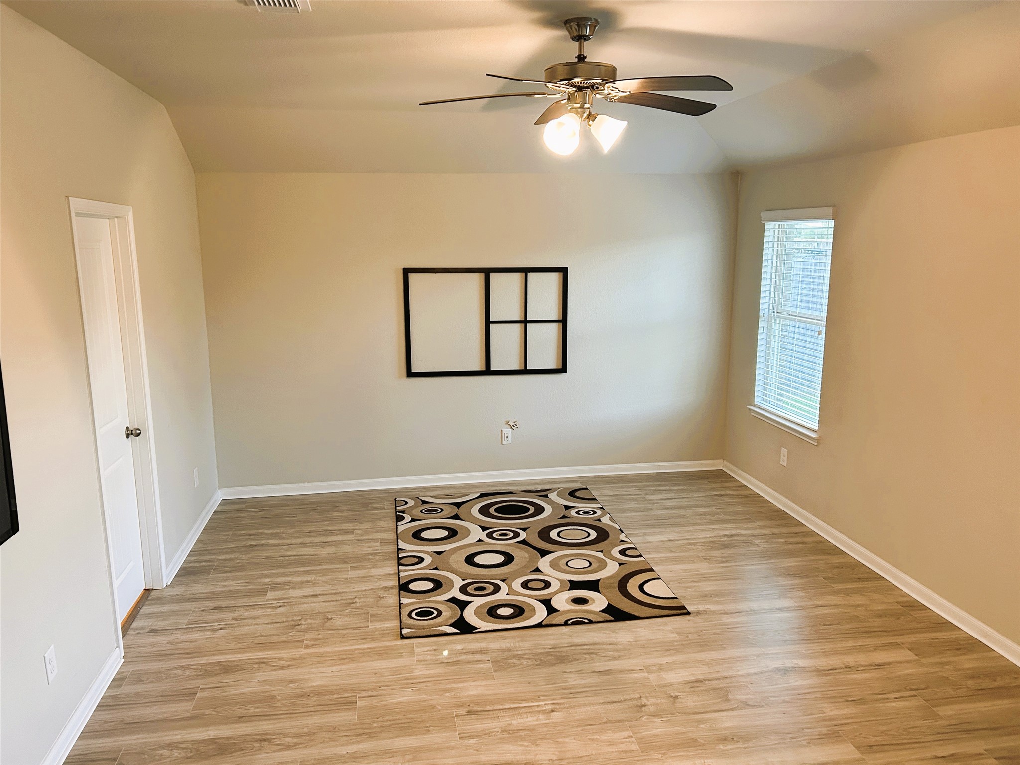 1402 Central Heights Drive Property Photo 12