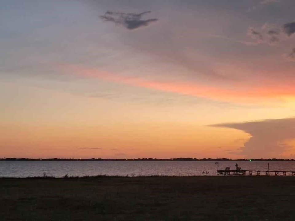 638 Ladyfish Property Photo 2