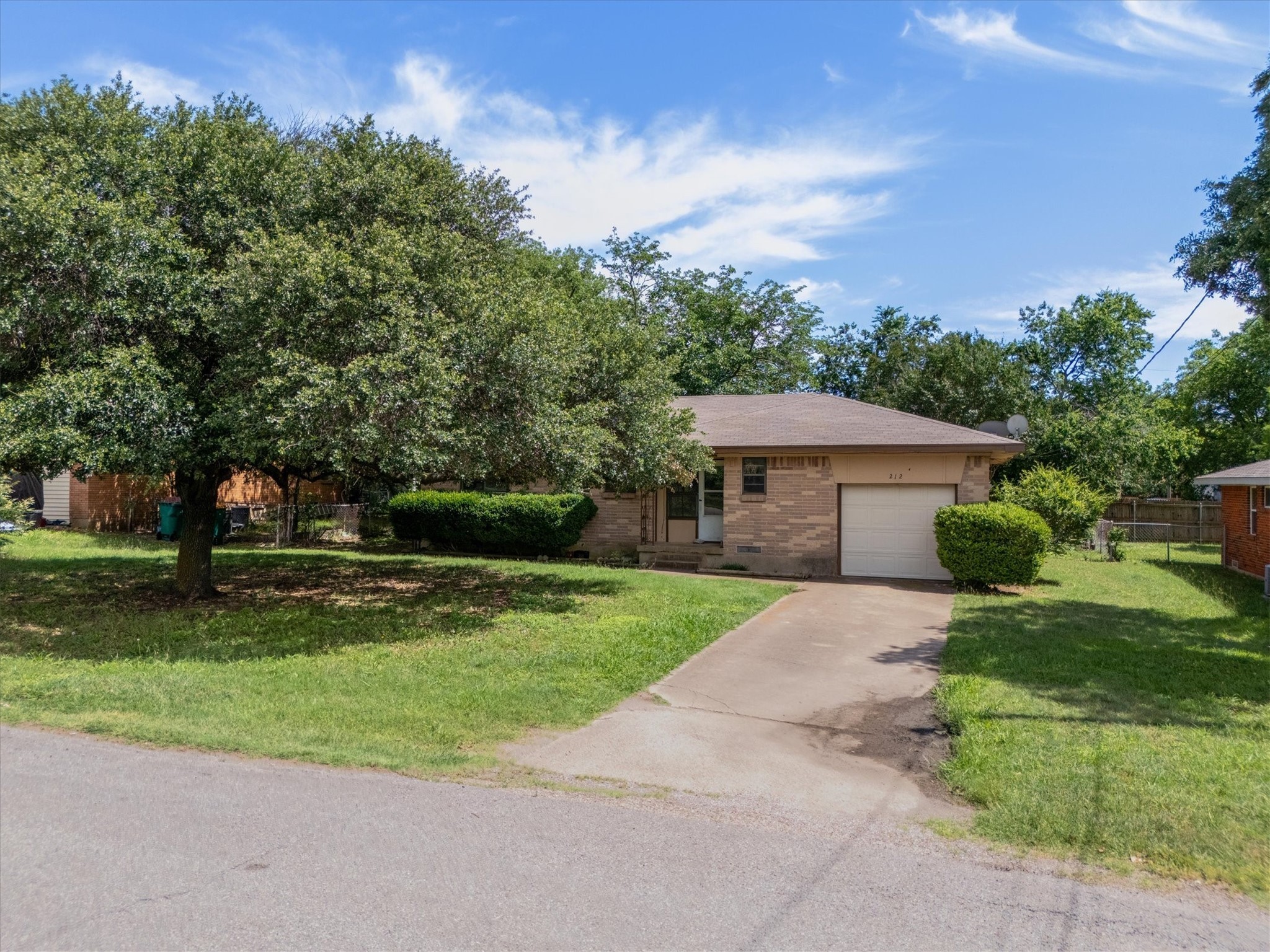 212 Cedar Street Property Photo 1