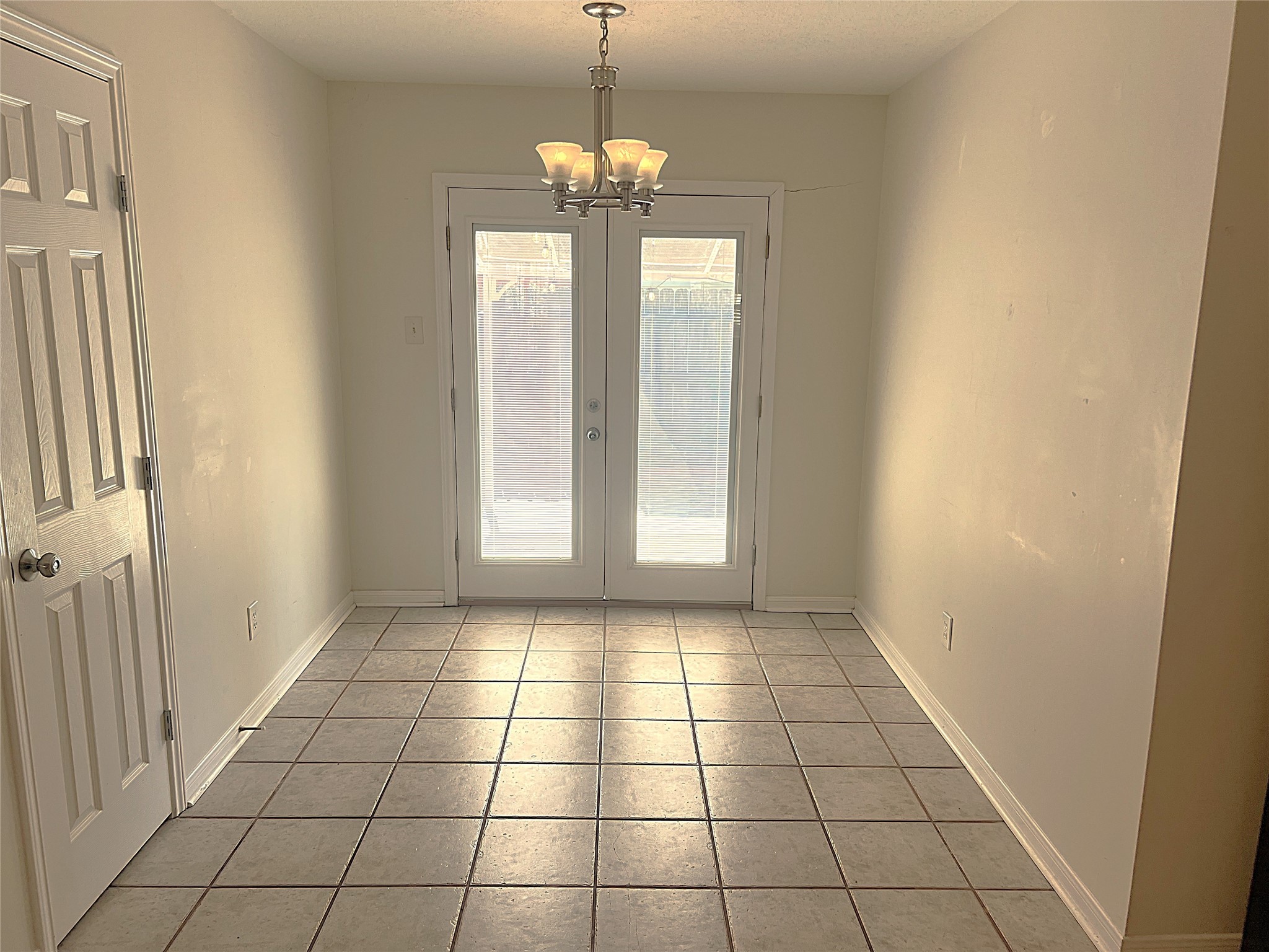 3307 Golden Willow Drive Property Photo 10