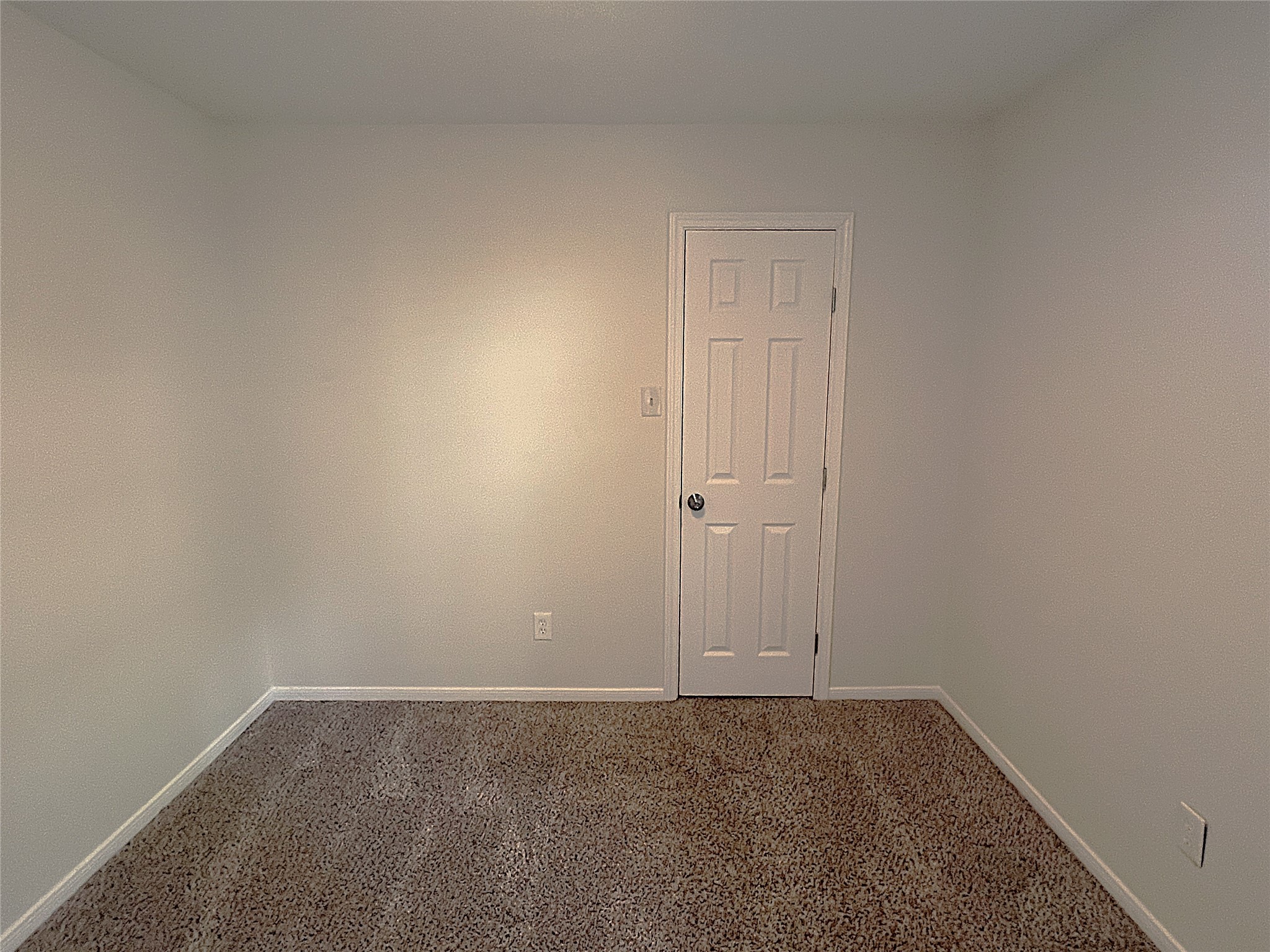 3307 Golden Willow Drive Property Photo 14