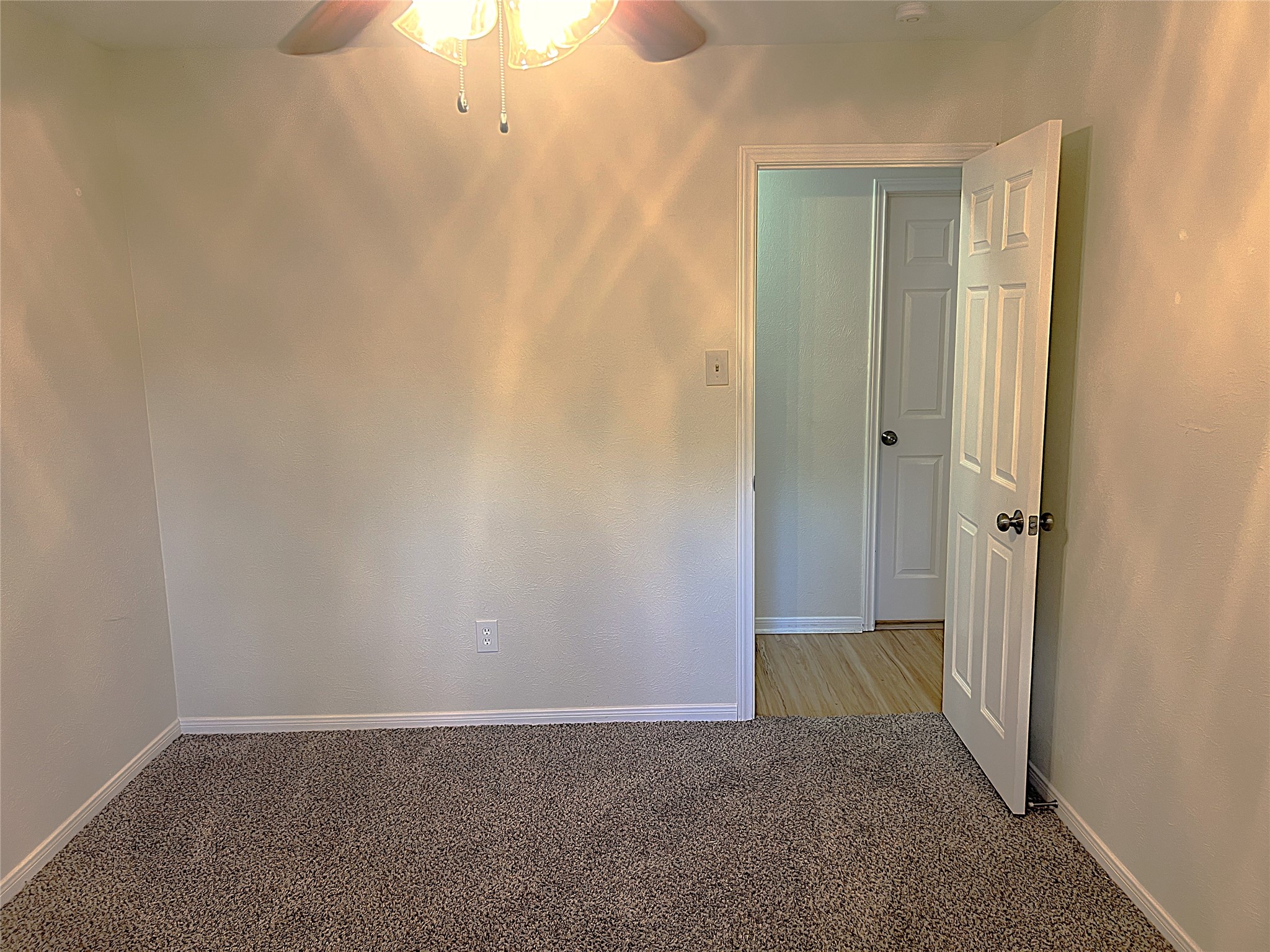 3307 Golden Willow Drive Property Photo 17
