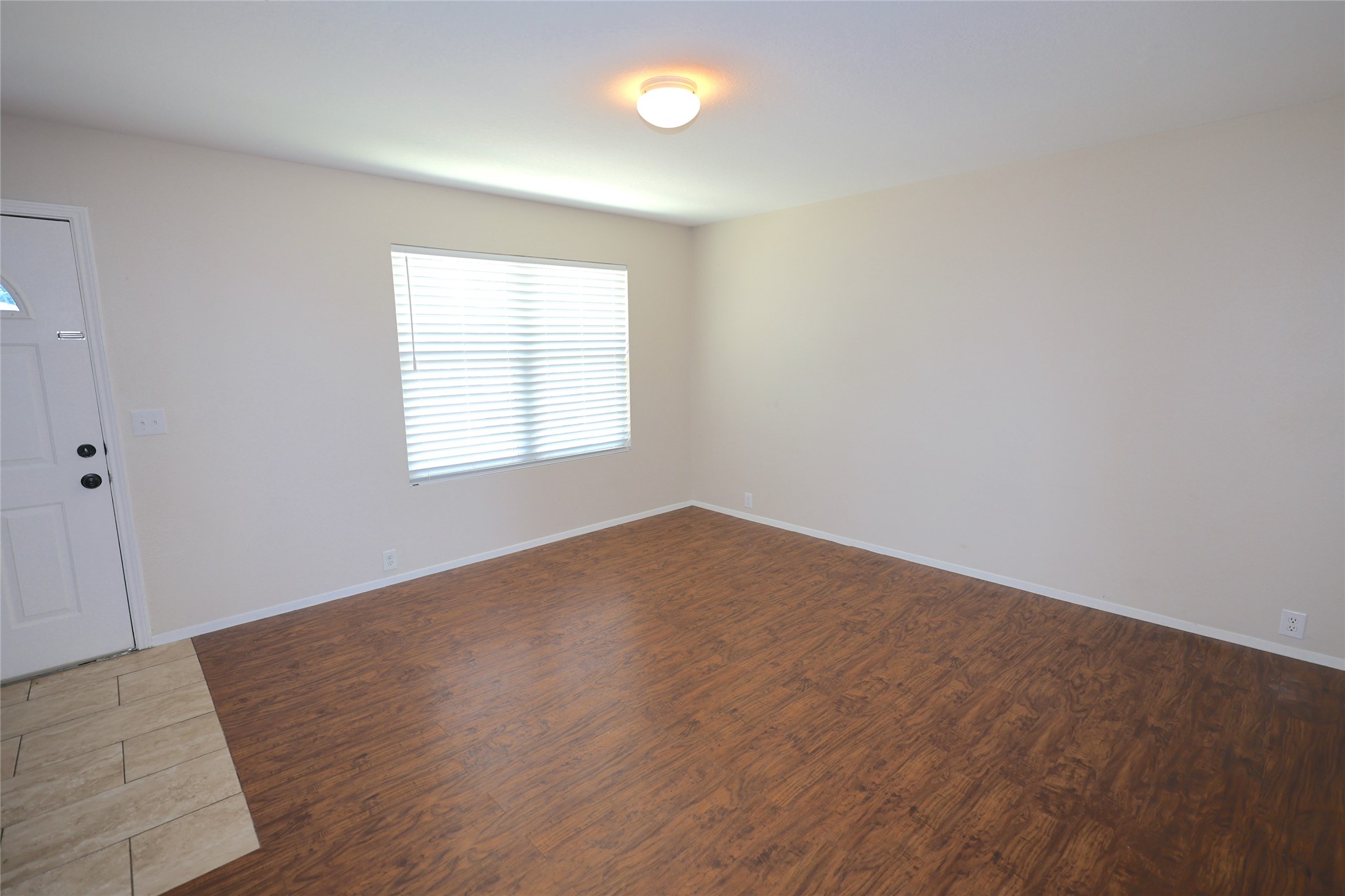 3203 Becker Glen Street Property Photo 4