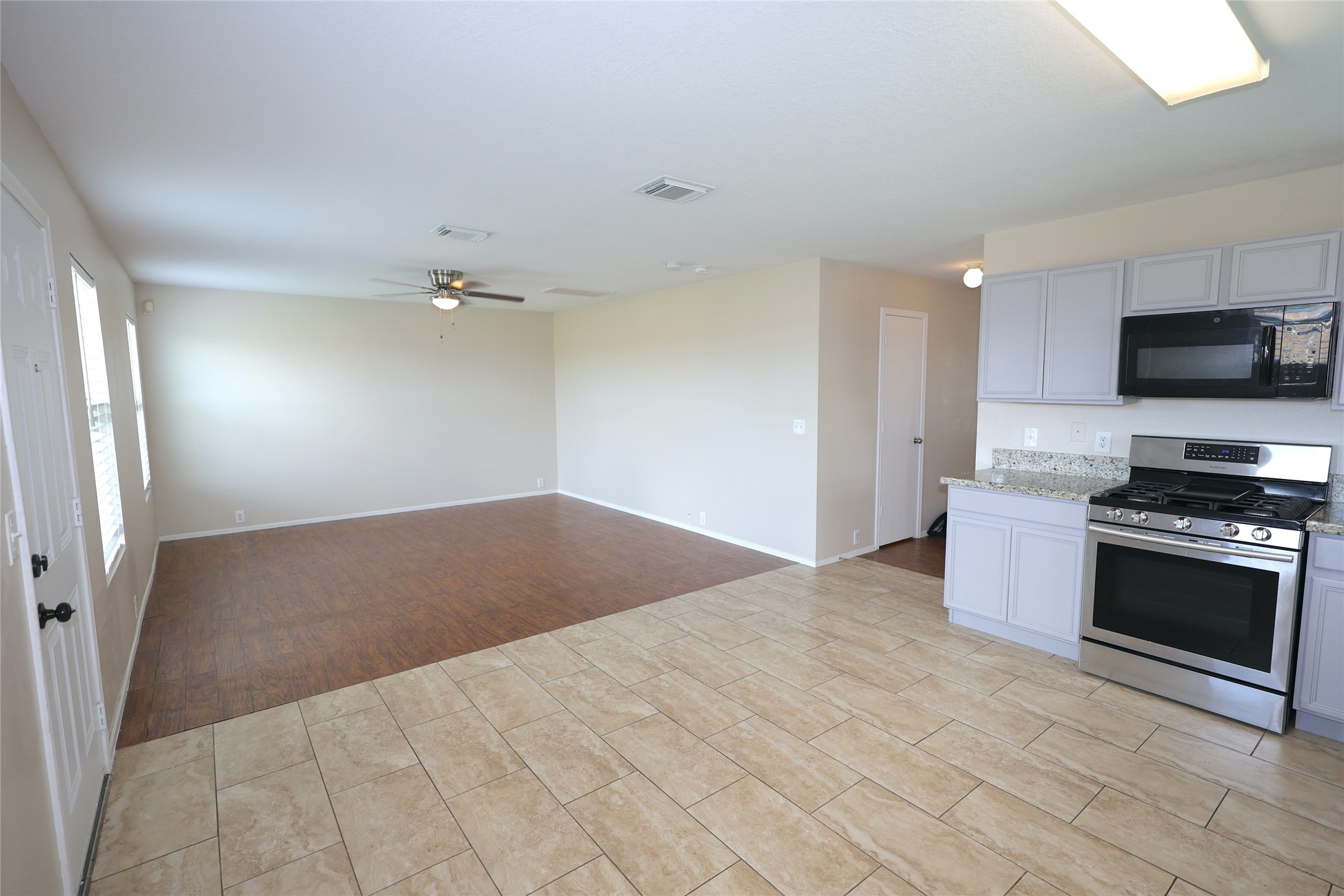 3203 Becker Glen Street Property Photo 7