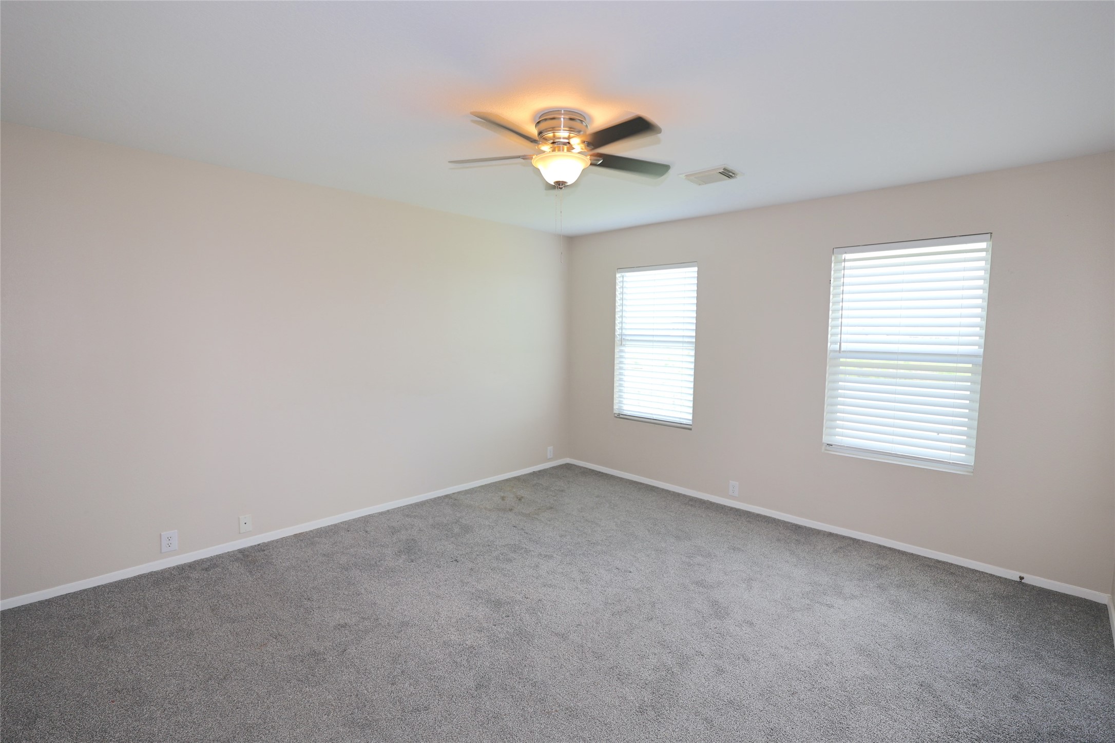 3203 Becker Glen Street Property Photo 12