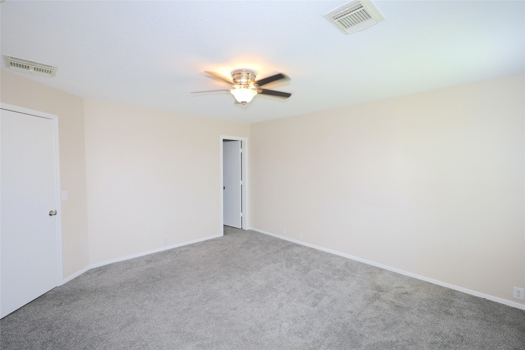 3203 Becker Glen Street Property Photo 13