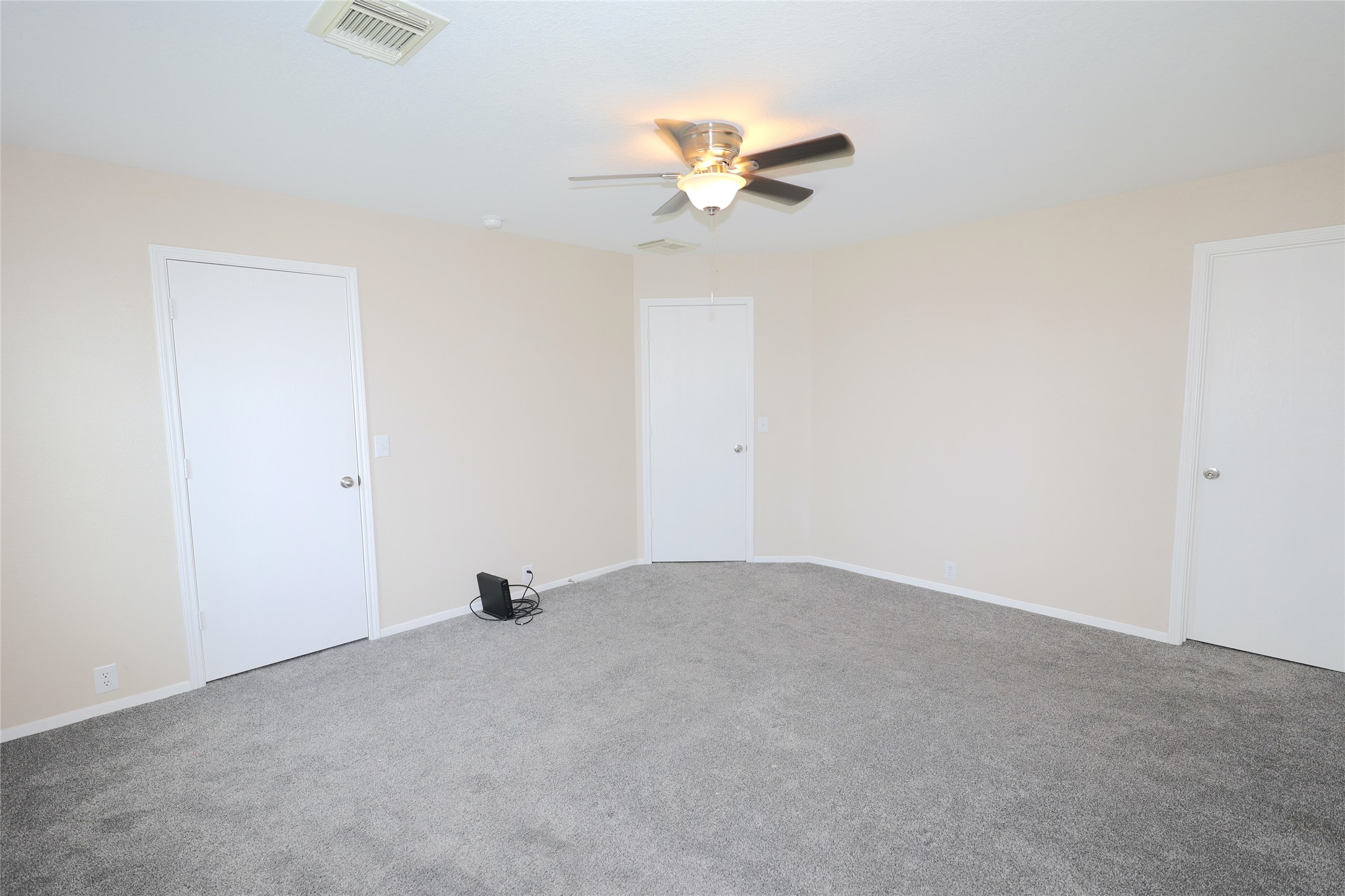 3203 Becker Glen Street Property Photo 14