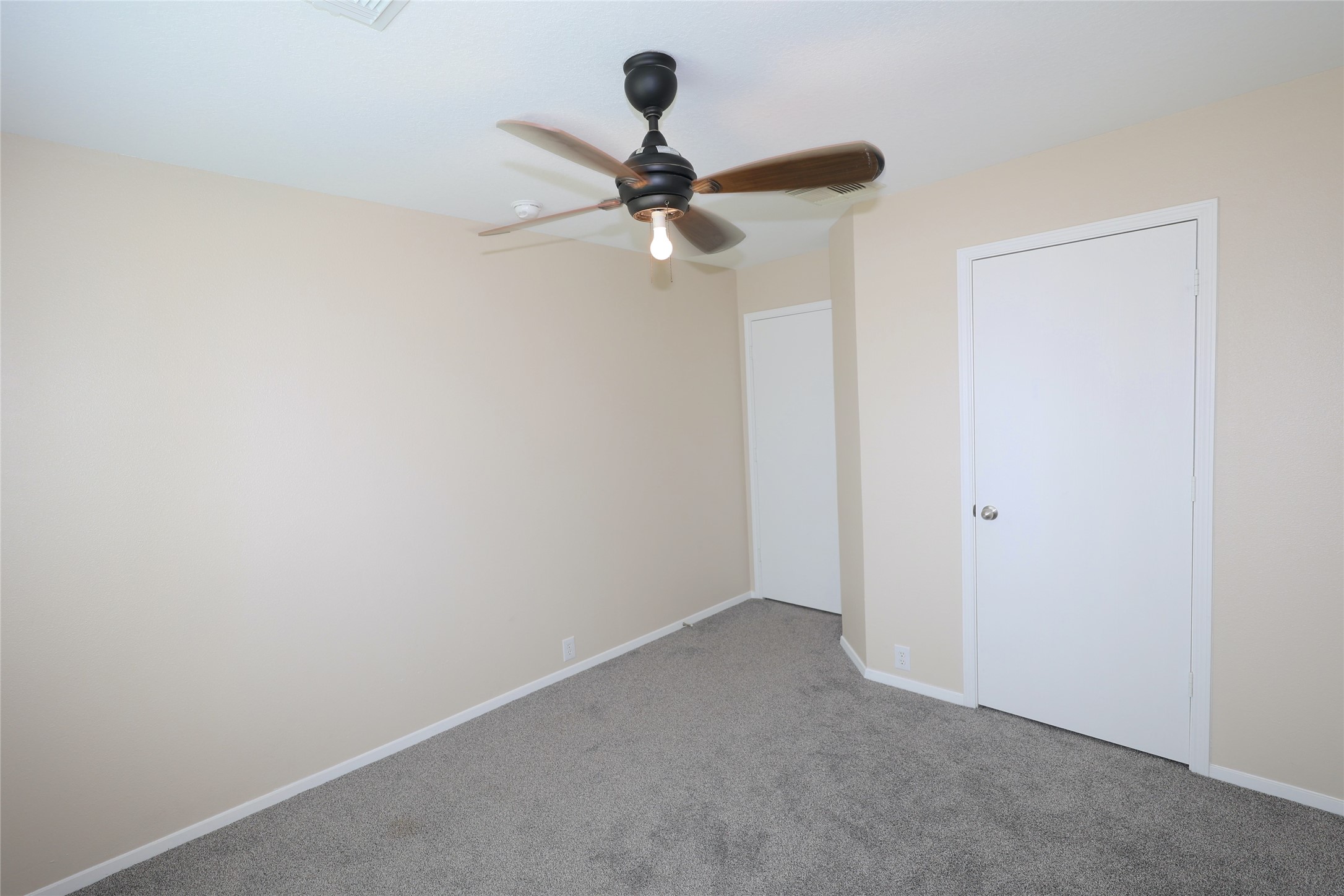 3203 Becker Glen Street Property Photo 19