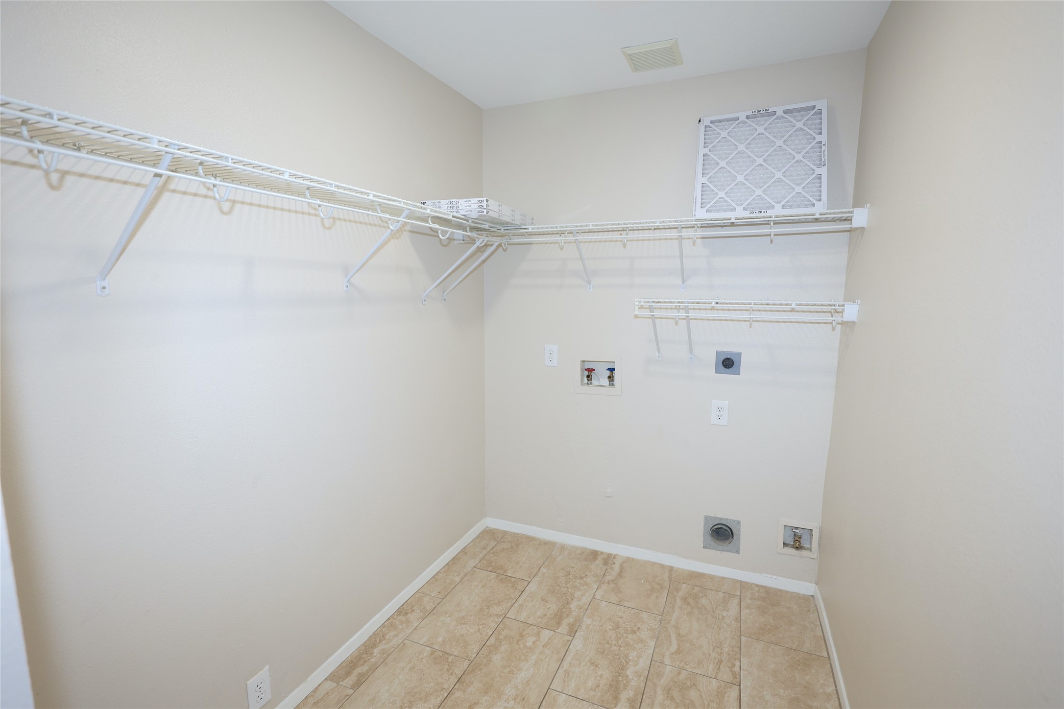 3203 Becker Glen Street Property Photo 23