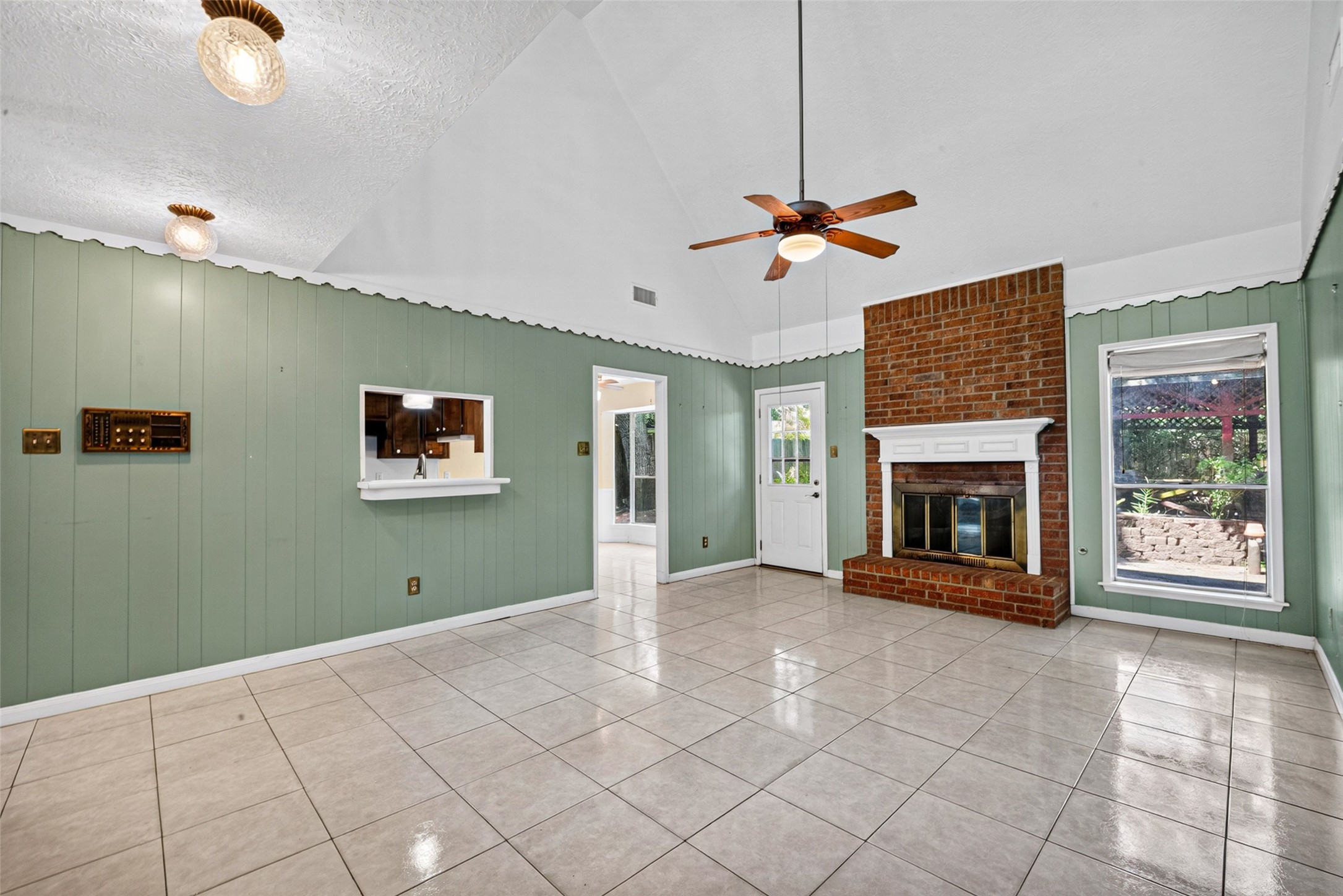 4606 Chaparral Drive Property Photo 2
