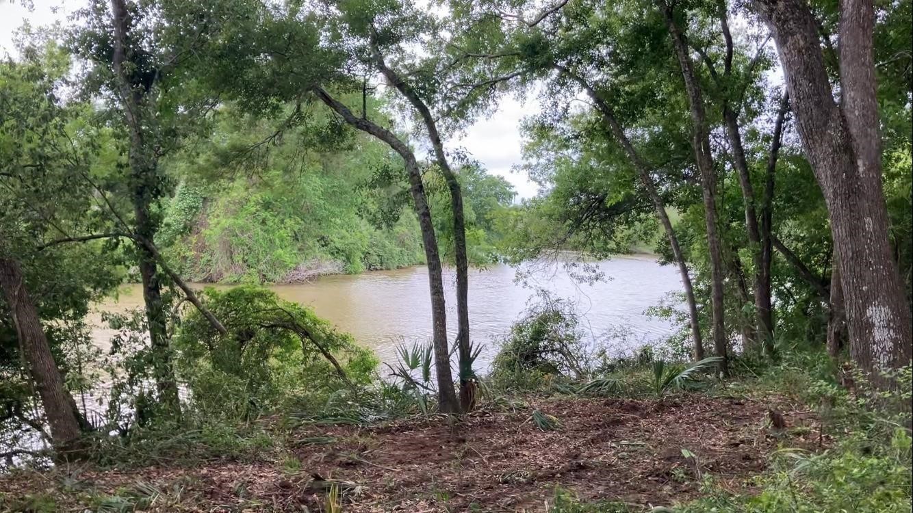0 Riverside Property Photo 15