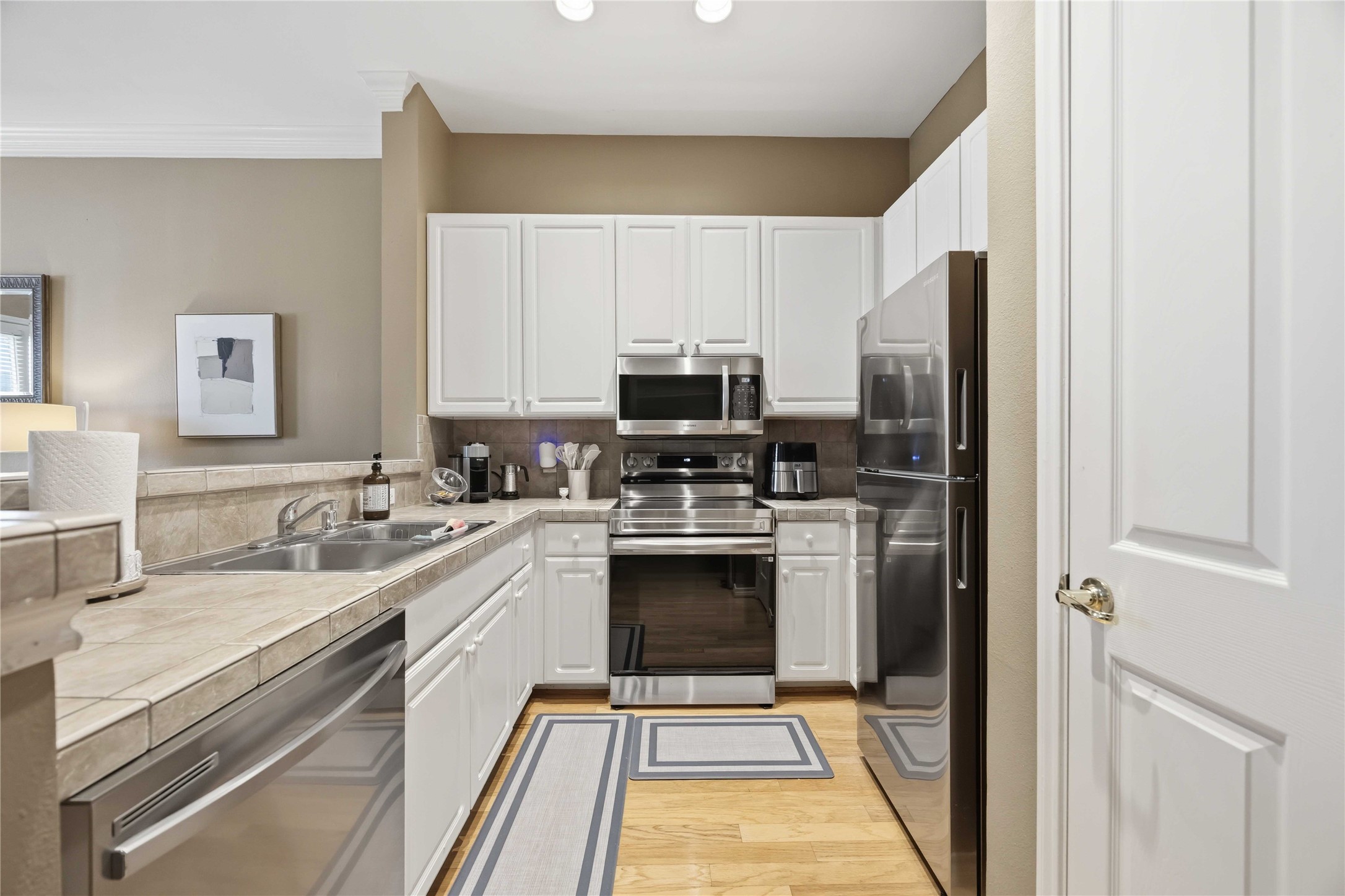 2400 Mccue Road 252 Property Photo 18