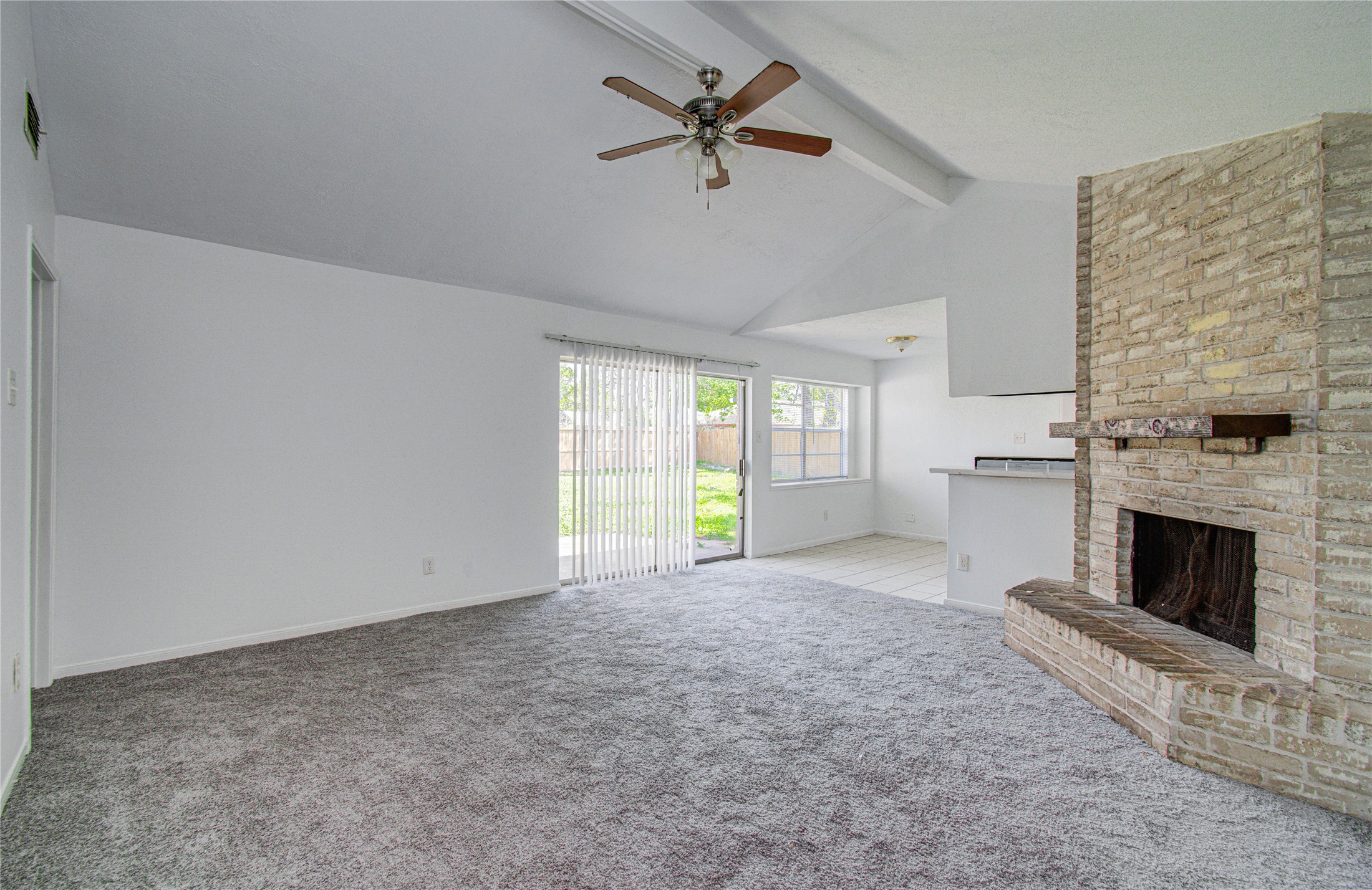 7015 Maple Fox Drive Property Photo 6