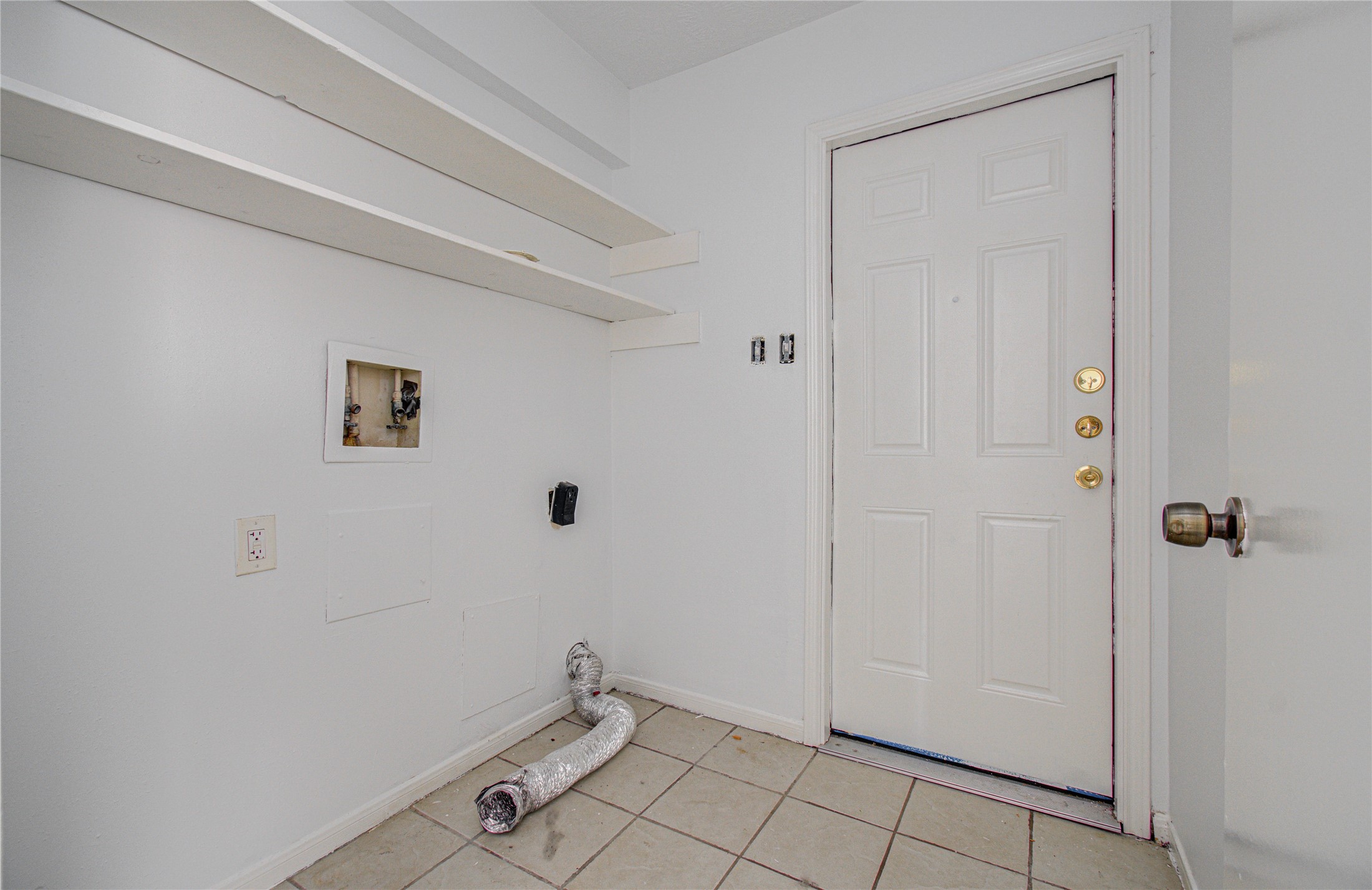 7015 Maple Fox Drive Property Photo 15