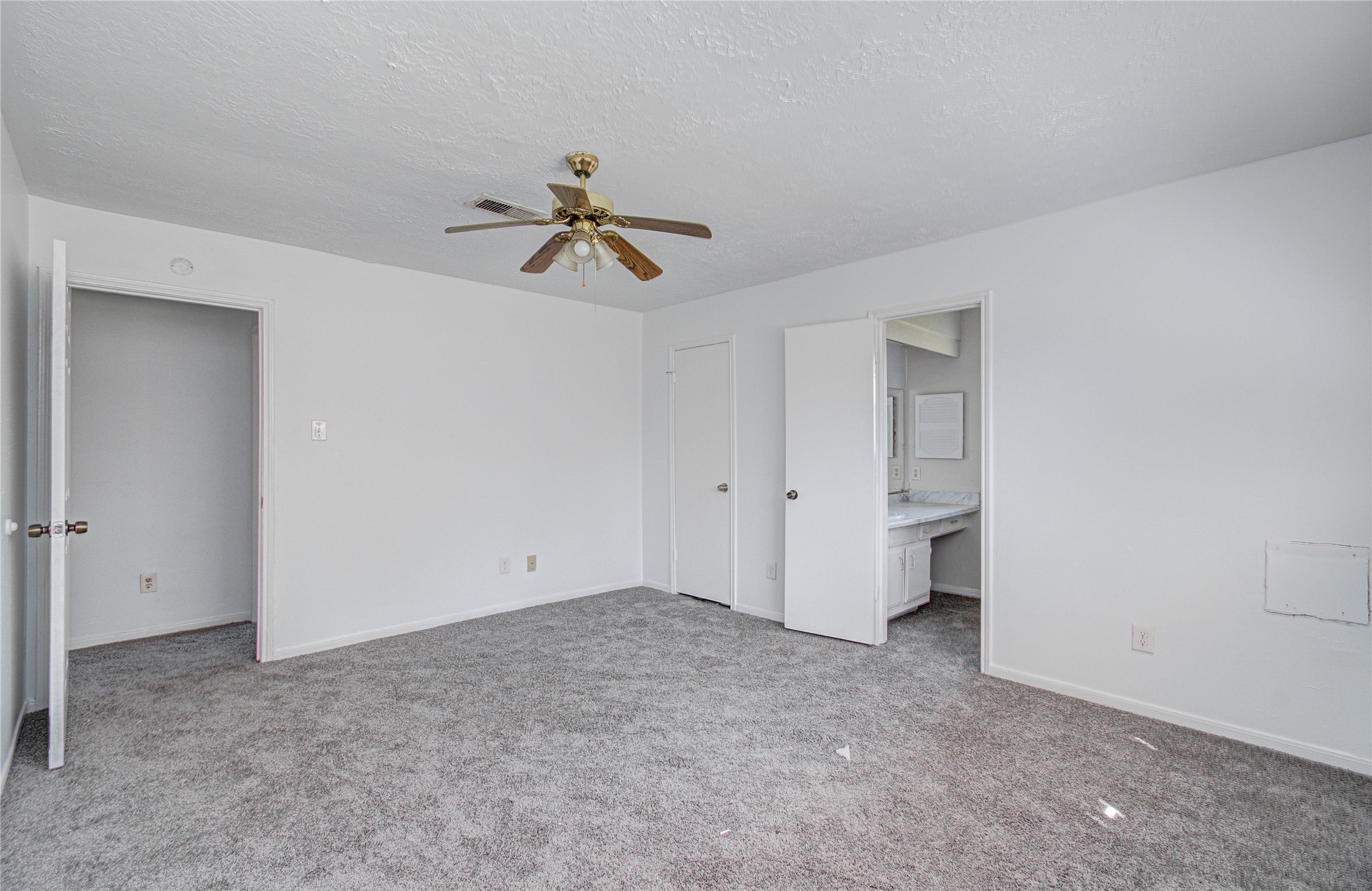 7015 Maple Fox Drive Property Photo 19