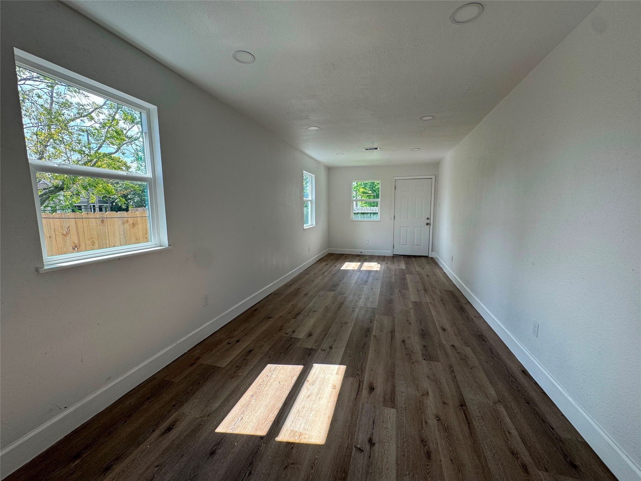 3910 Campbell Street Property Photo 8