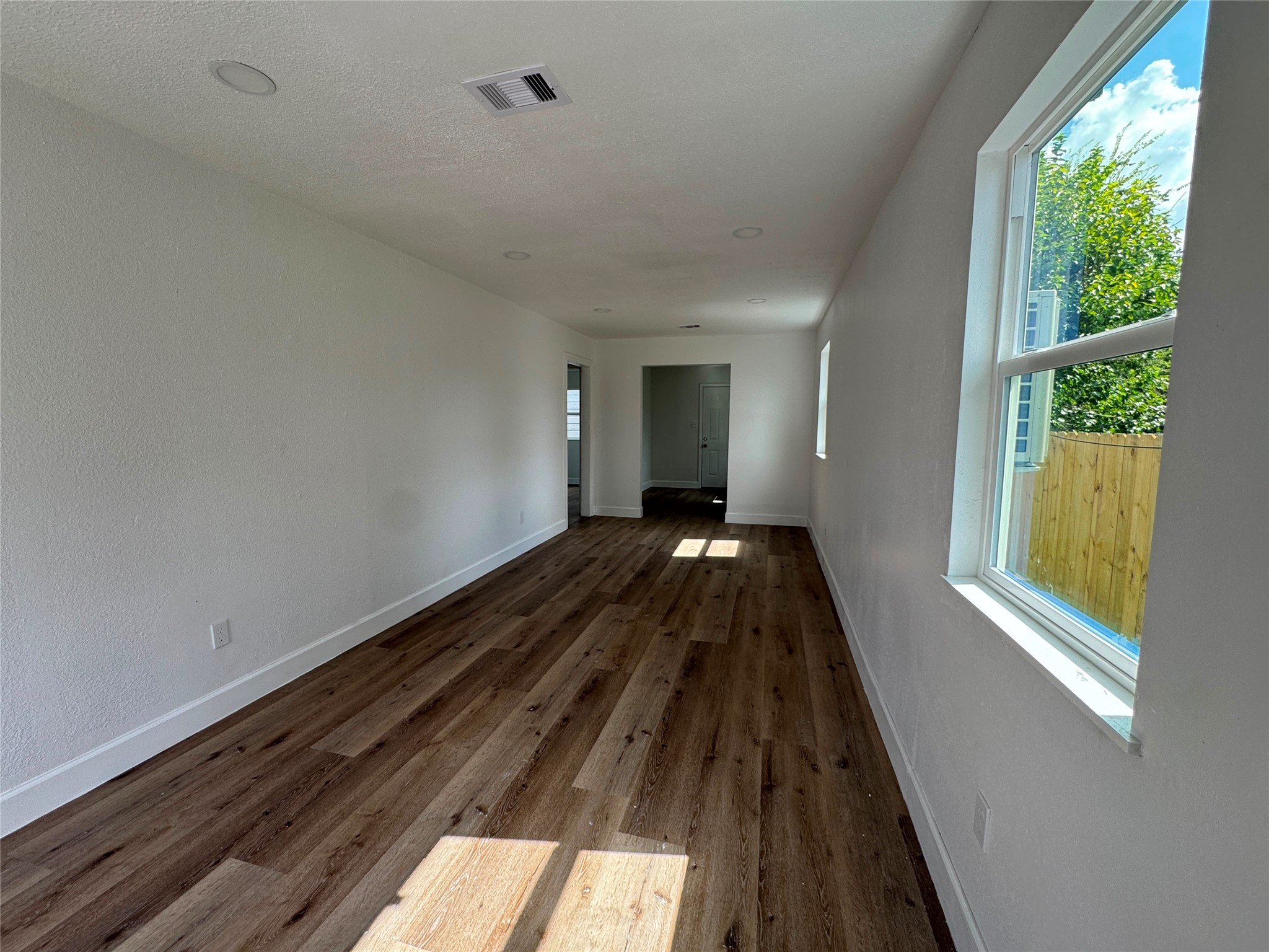 3910 Campbell Street Property Photo 9