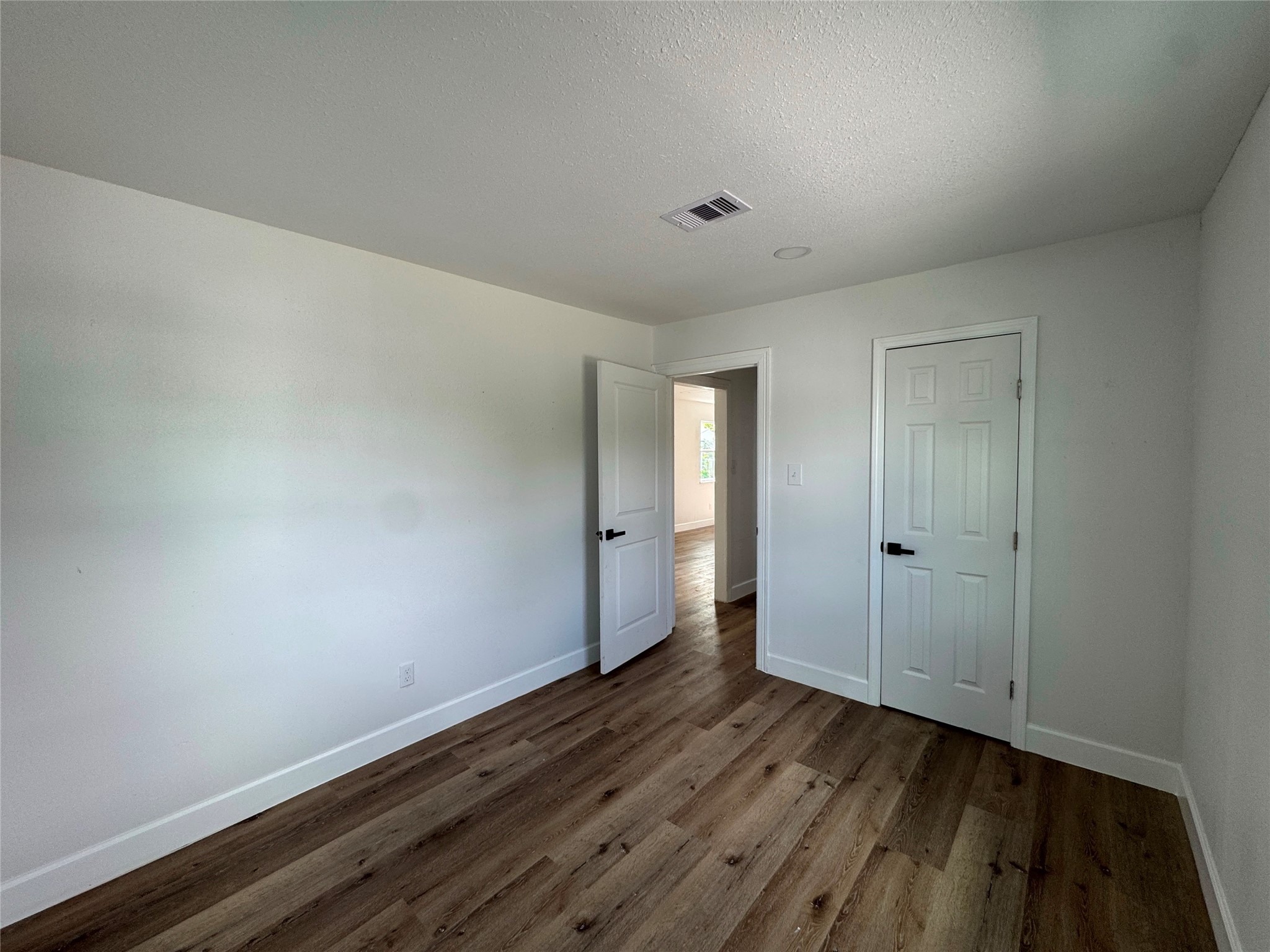 3910 Campbell Street Property Photo 19