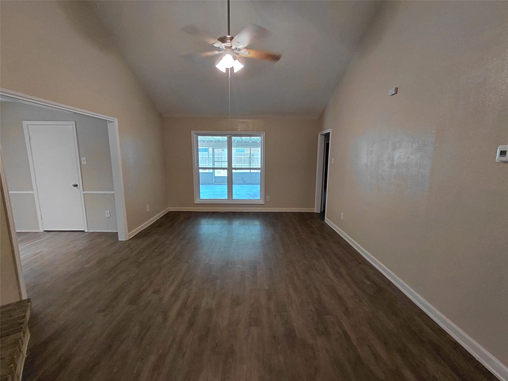 23111 Lone Wolf Trail Property Photo 5