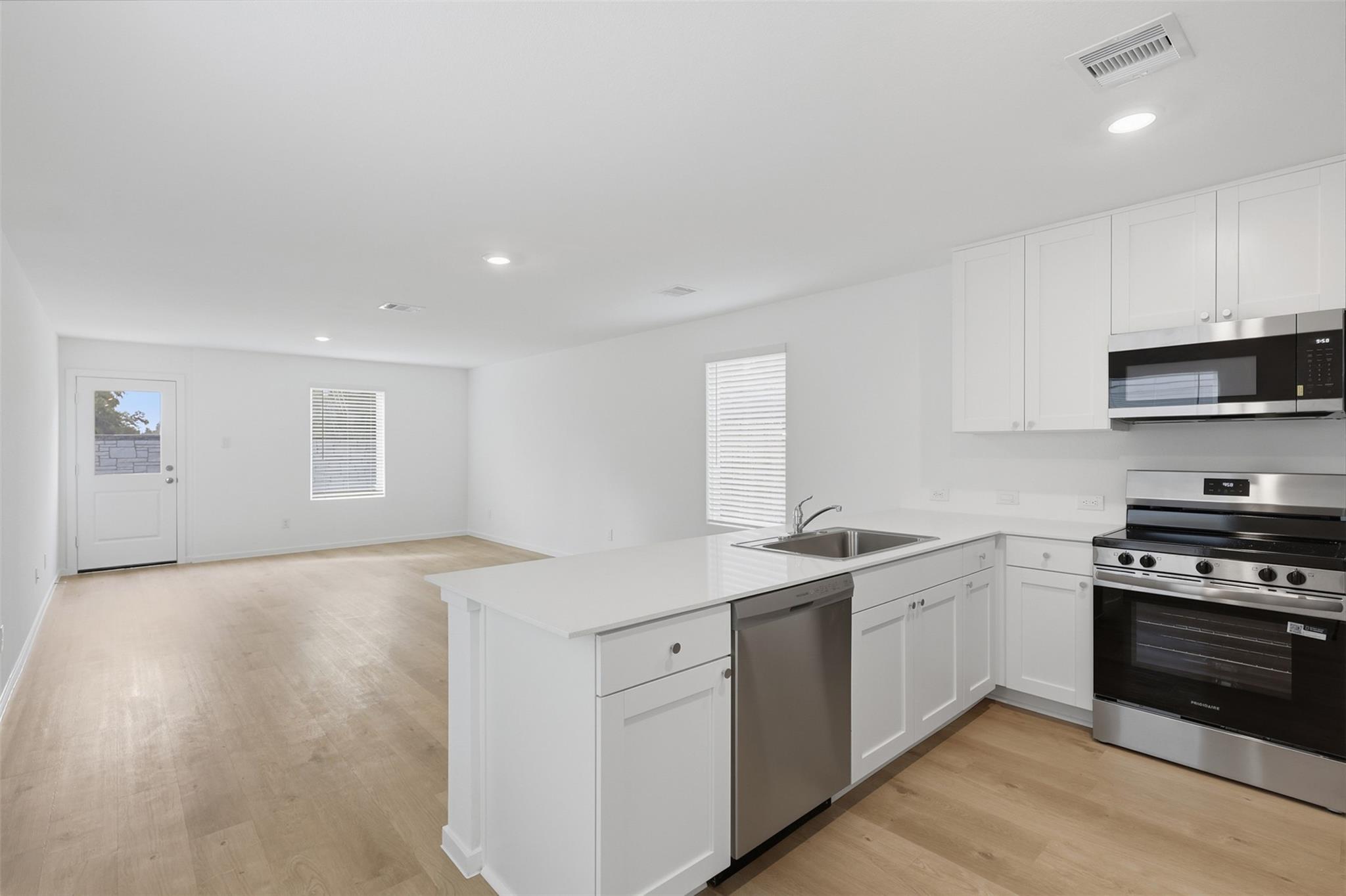 17222 Cymbal Lane Property Photo 5