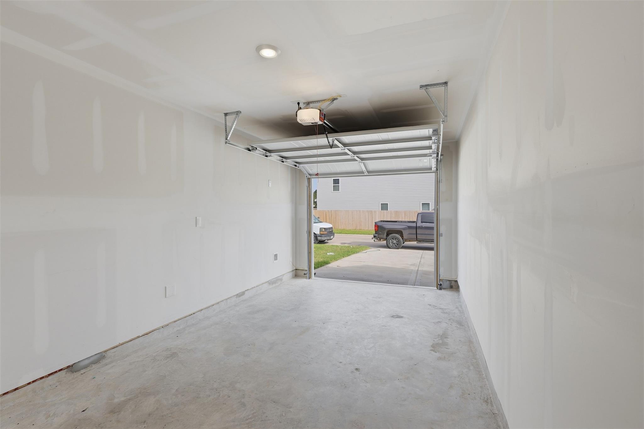 17222 Cymbal Lane Property Photo 8