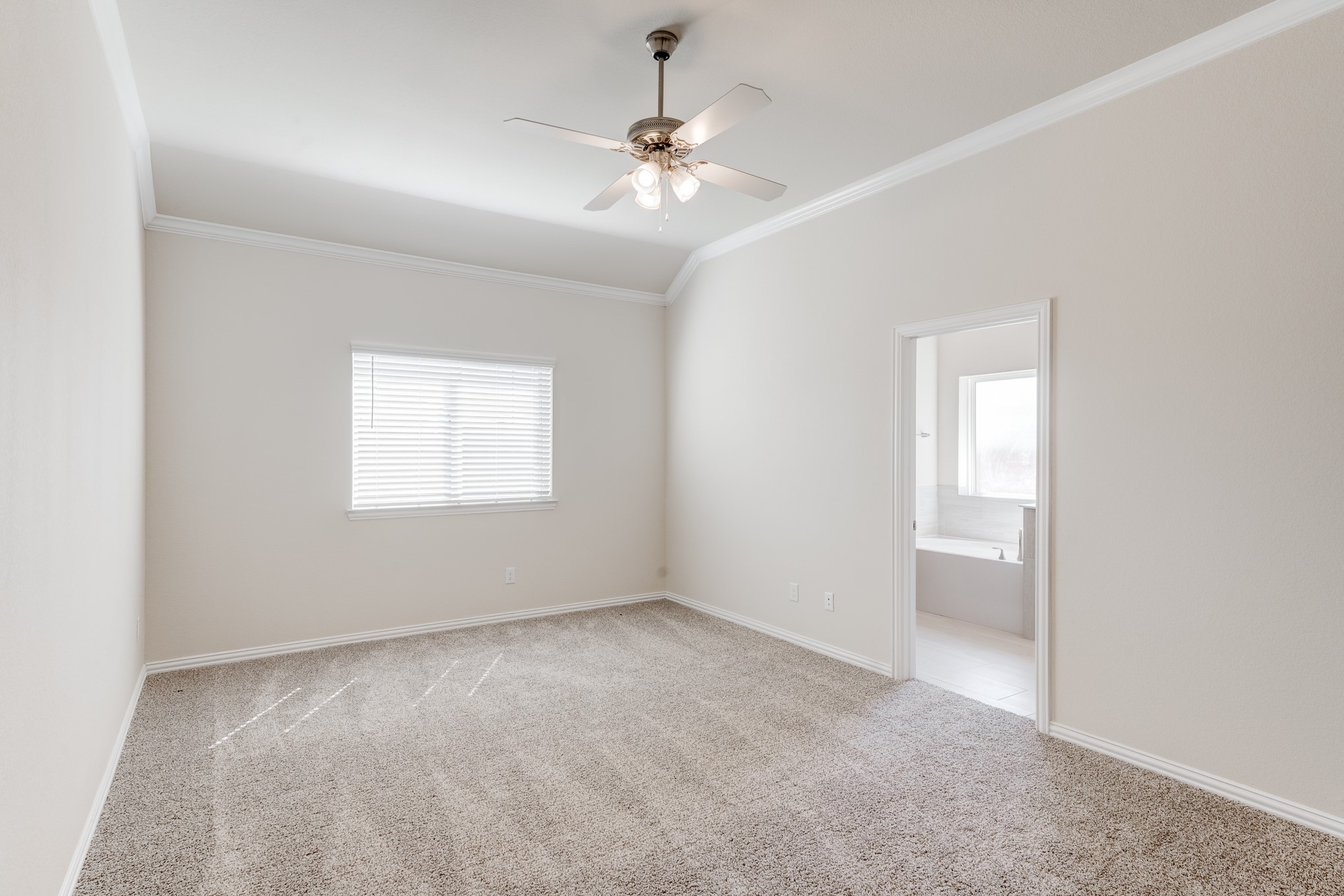 2414 Brich Manor Drive Property Photo 18