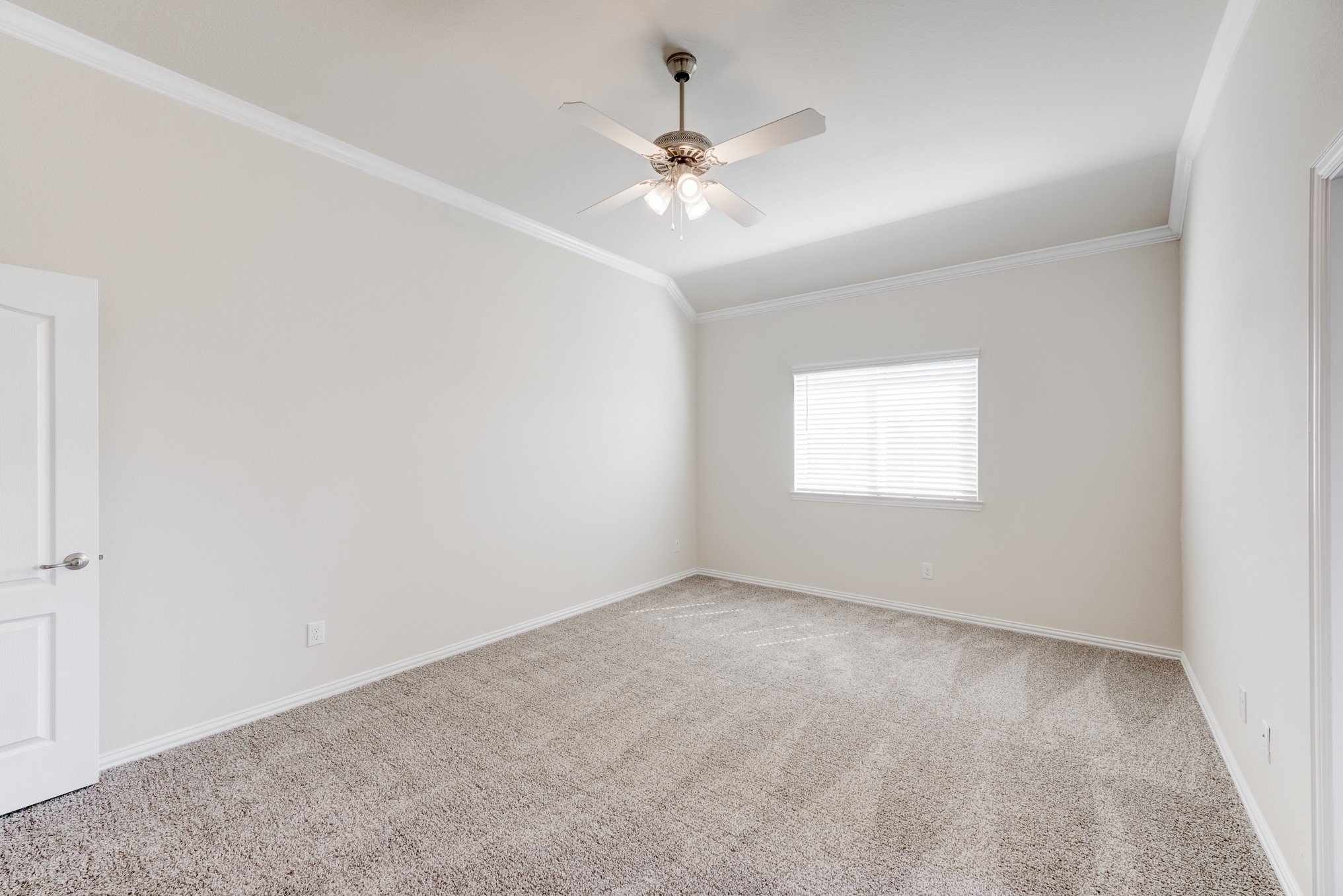 2414 Brich Manor Drive Property Photo 20