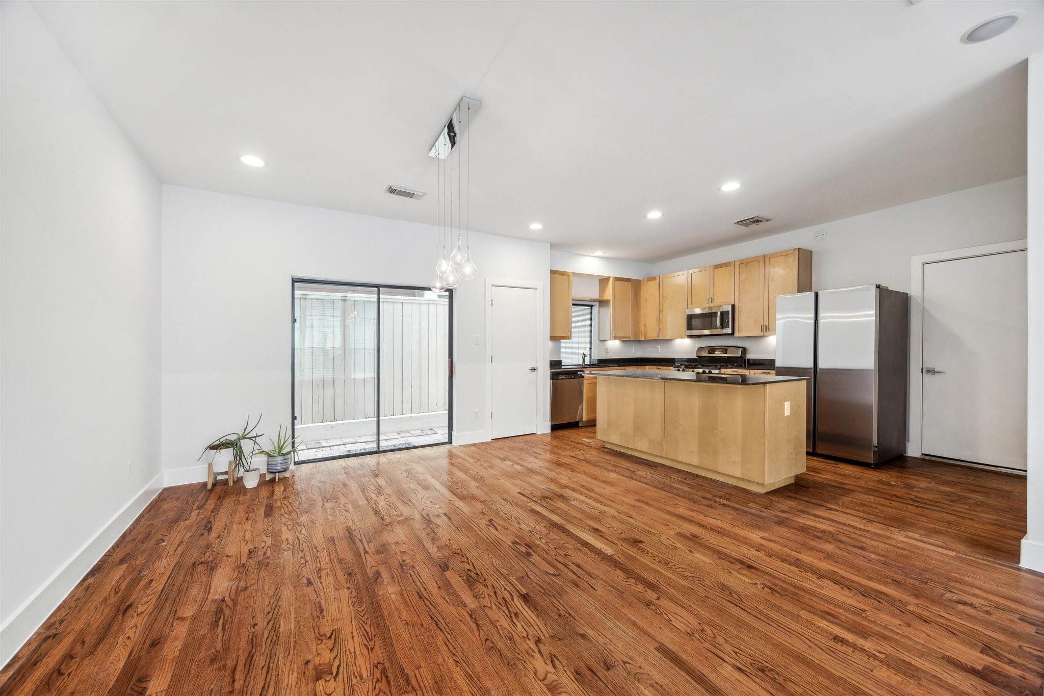 4427 Eigel Street Property Photo 4