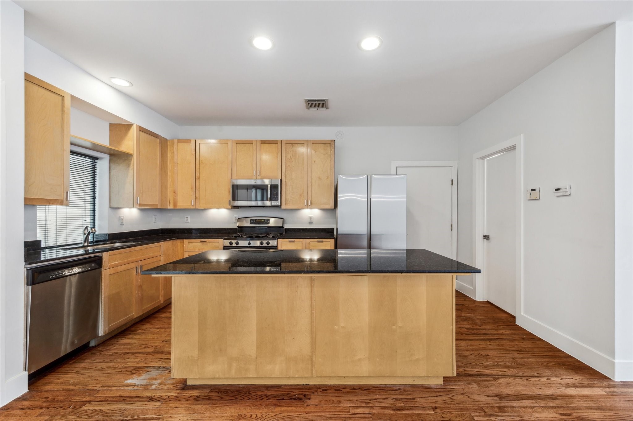 4427 Eigel Street Property Photo 7