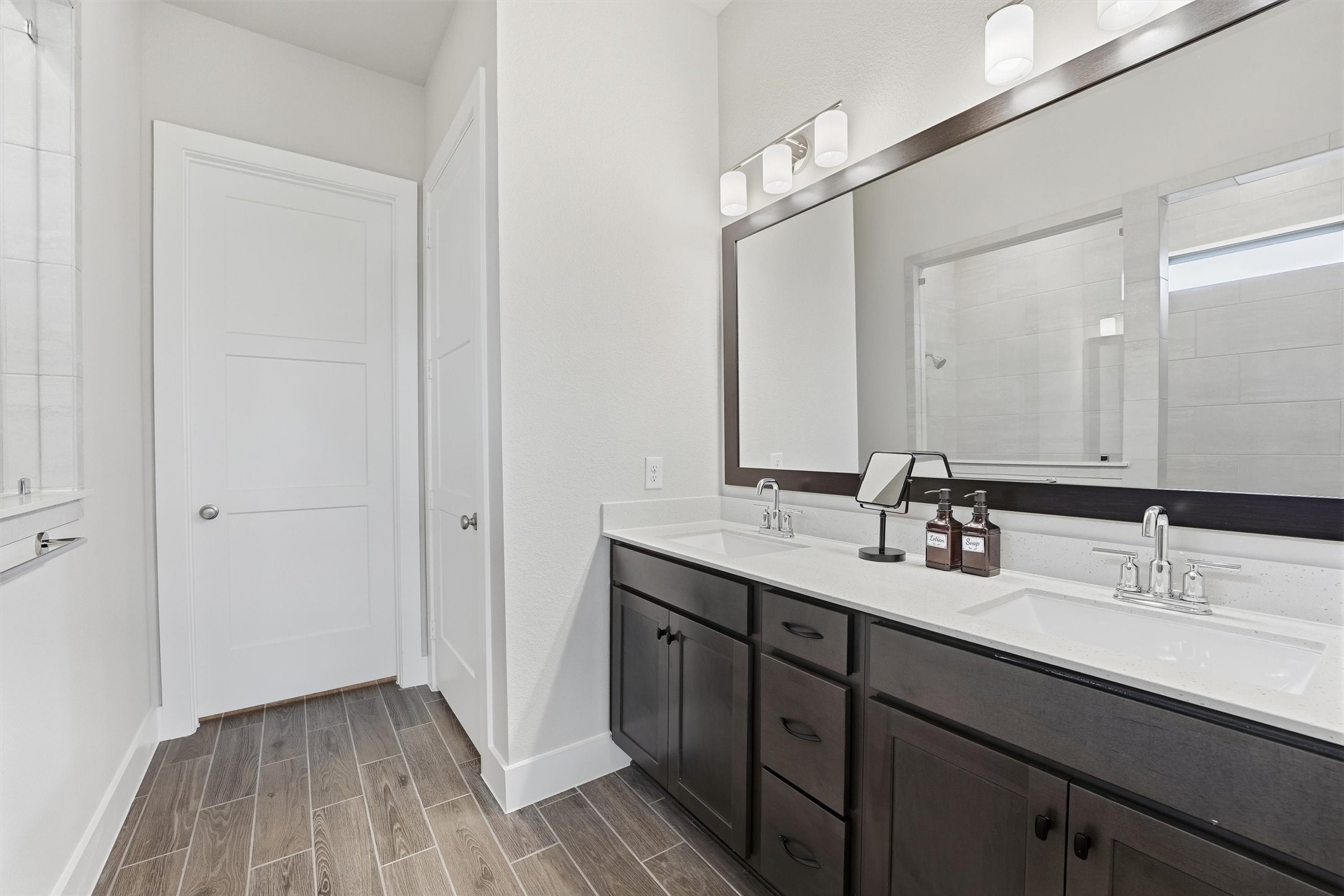 29618 Roasted Plum Road Property Photo 8