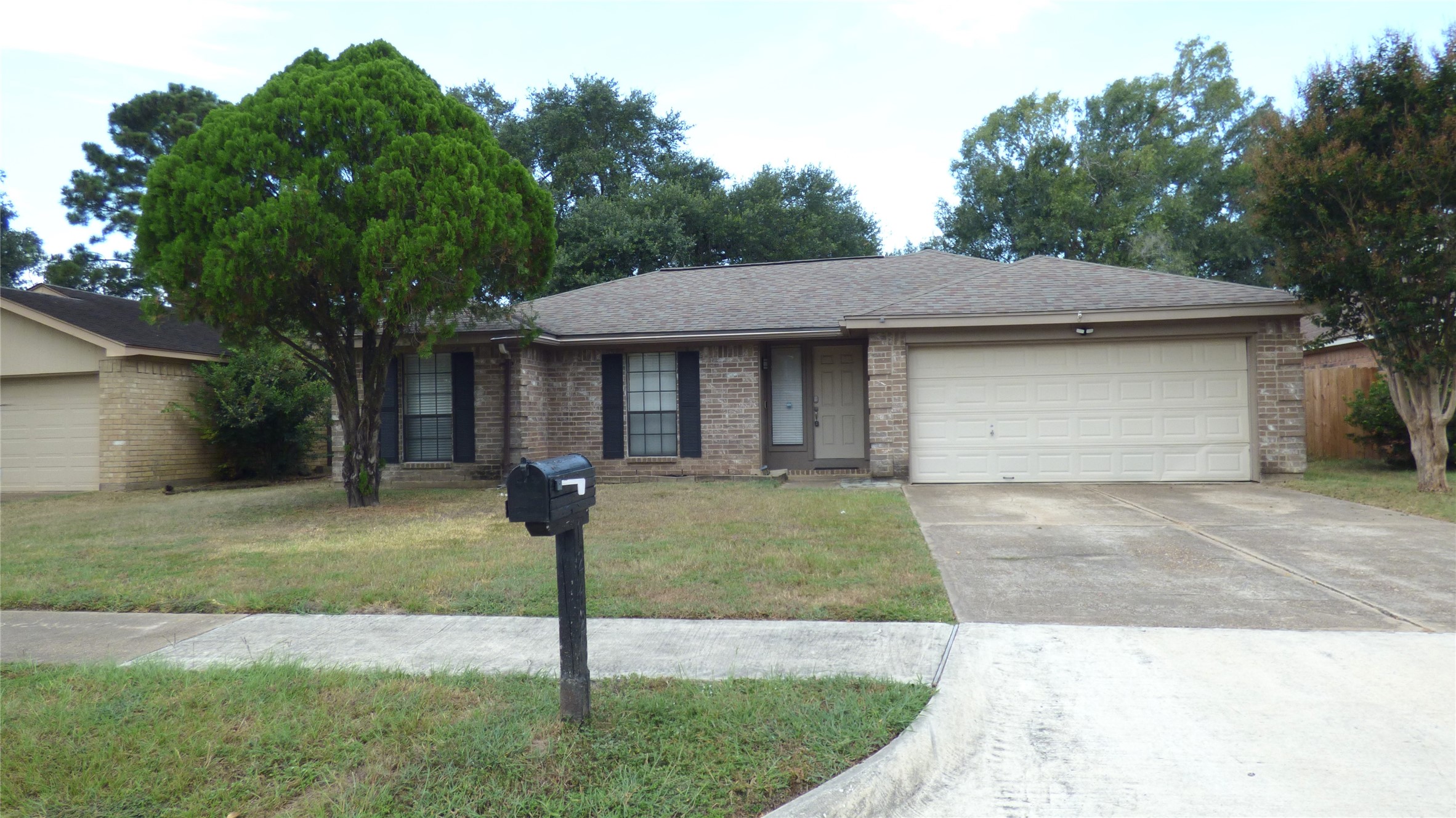1242 Park Lane Property Photo 1