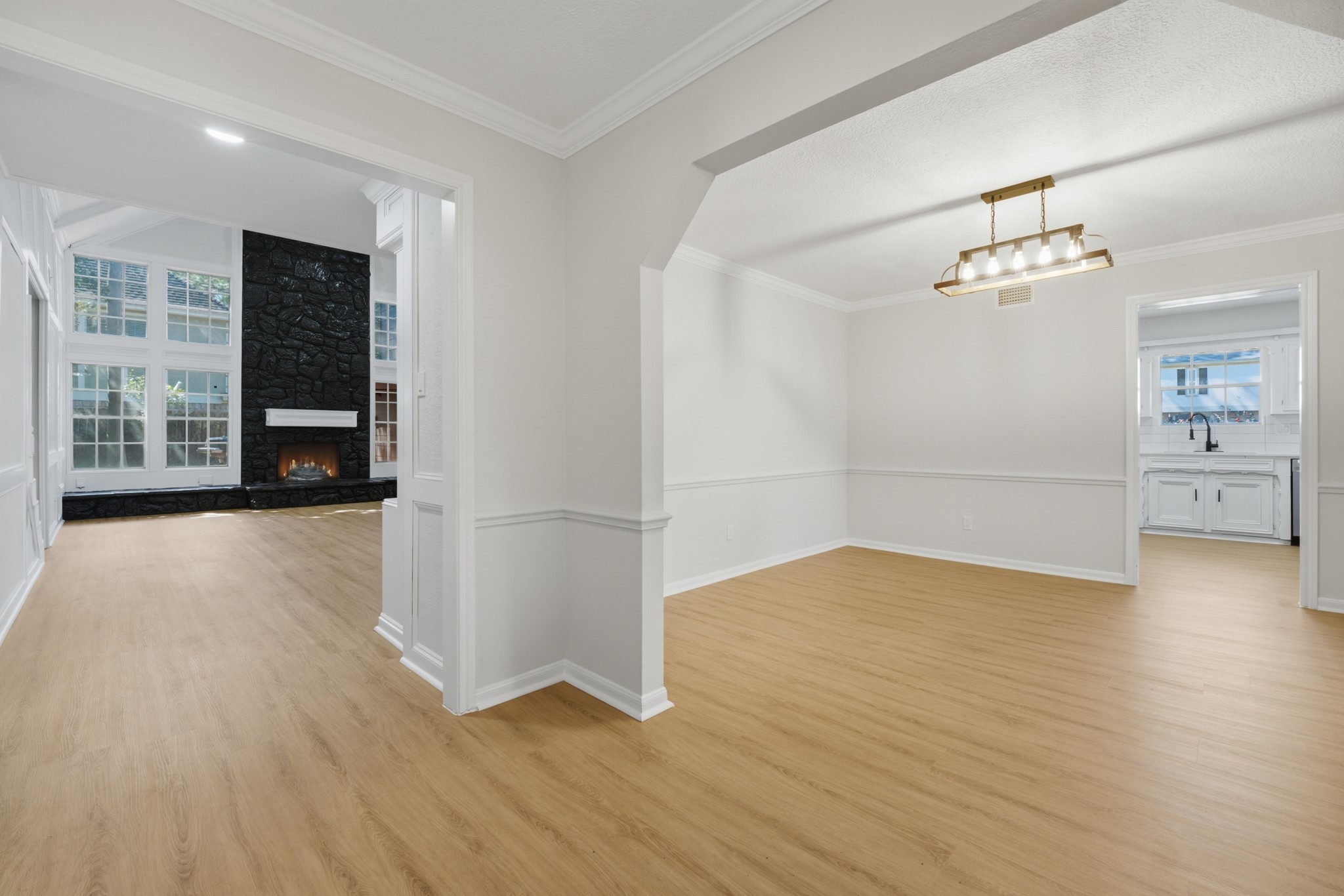 16155 Hexham Drive Property Photo 2