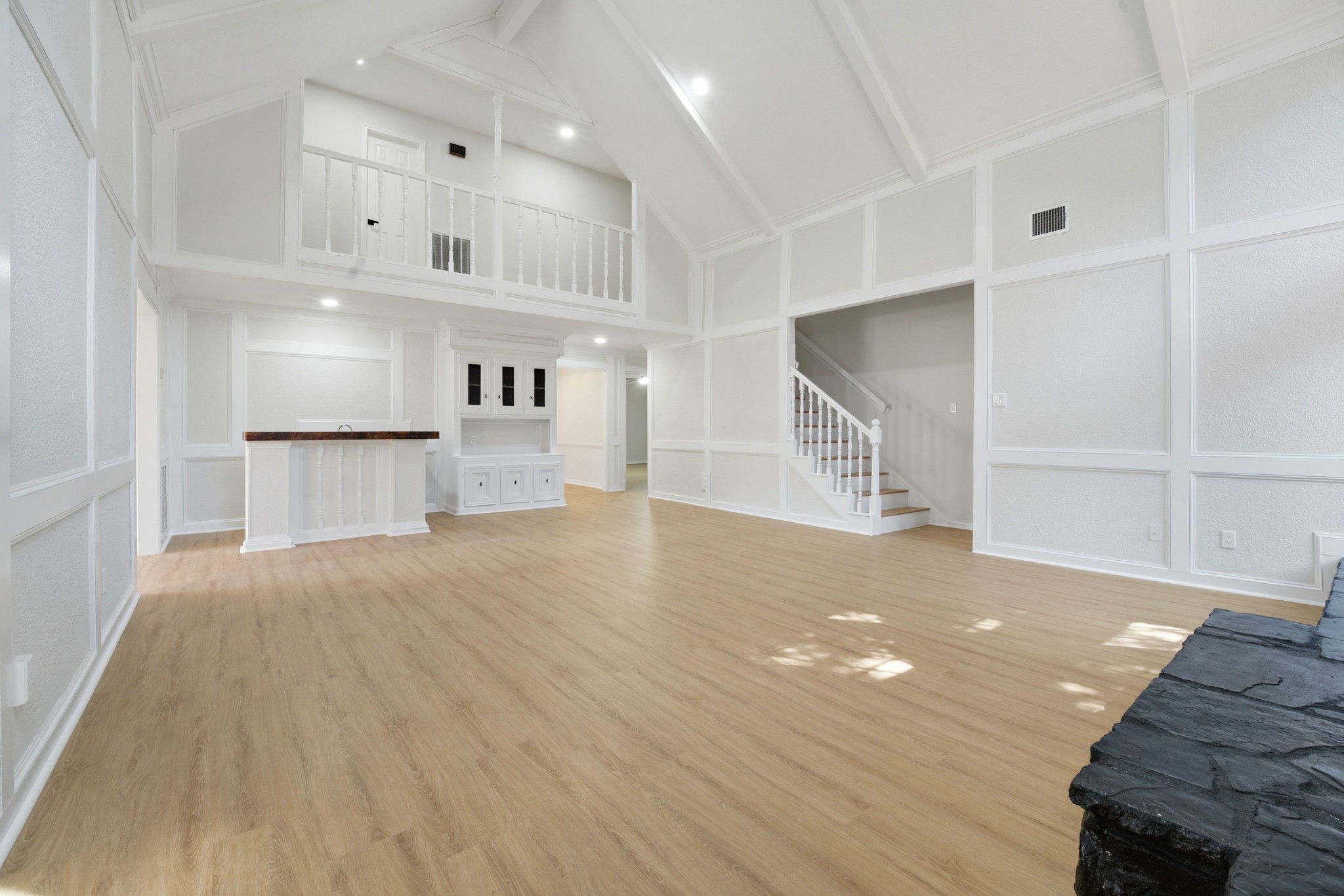 16155 Hexham Drive Property Photo 12