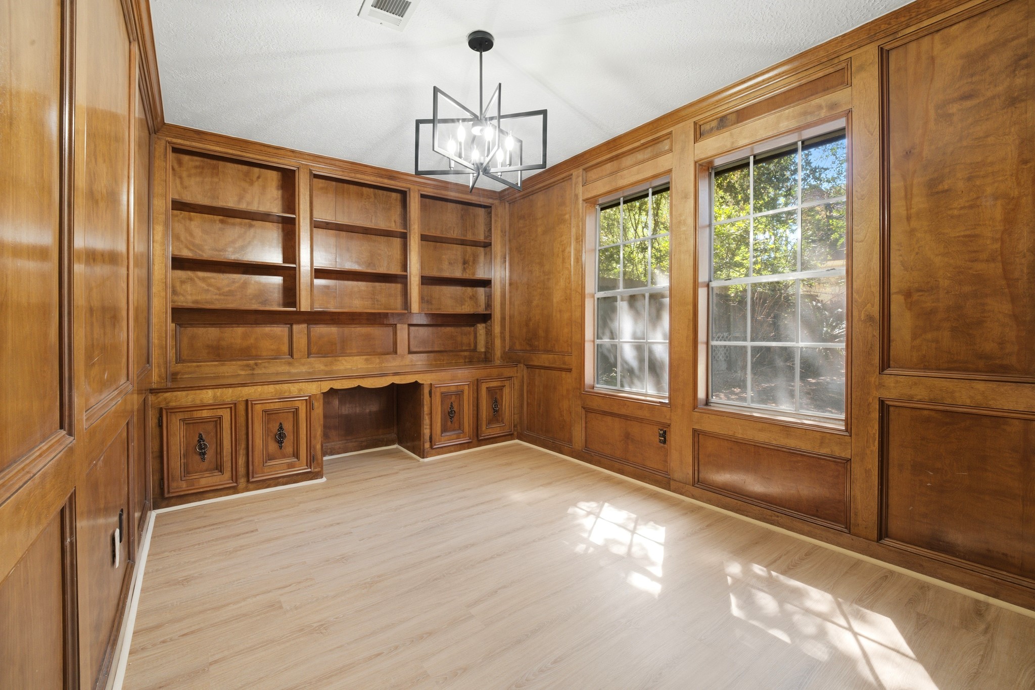 16155 Hexham Drive Property Photo 14