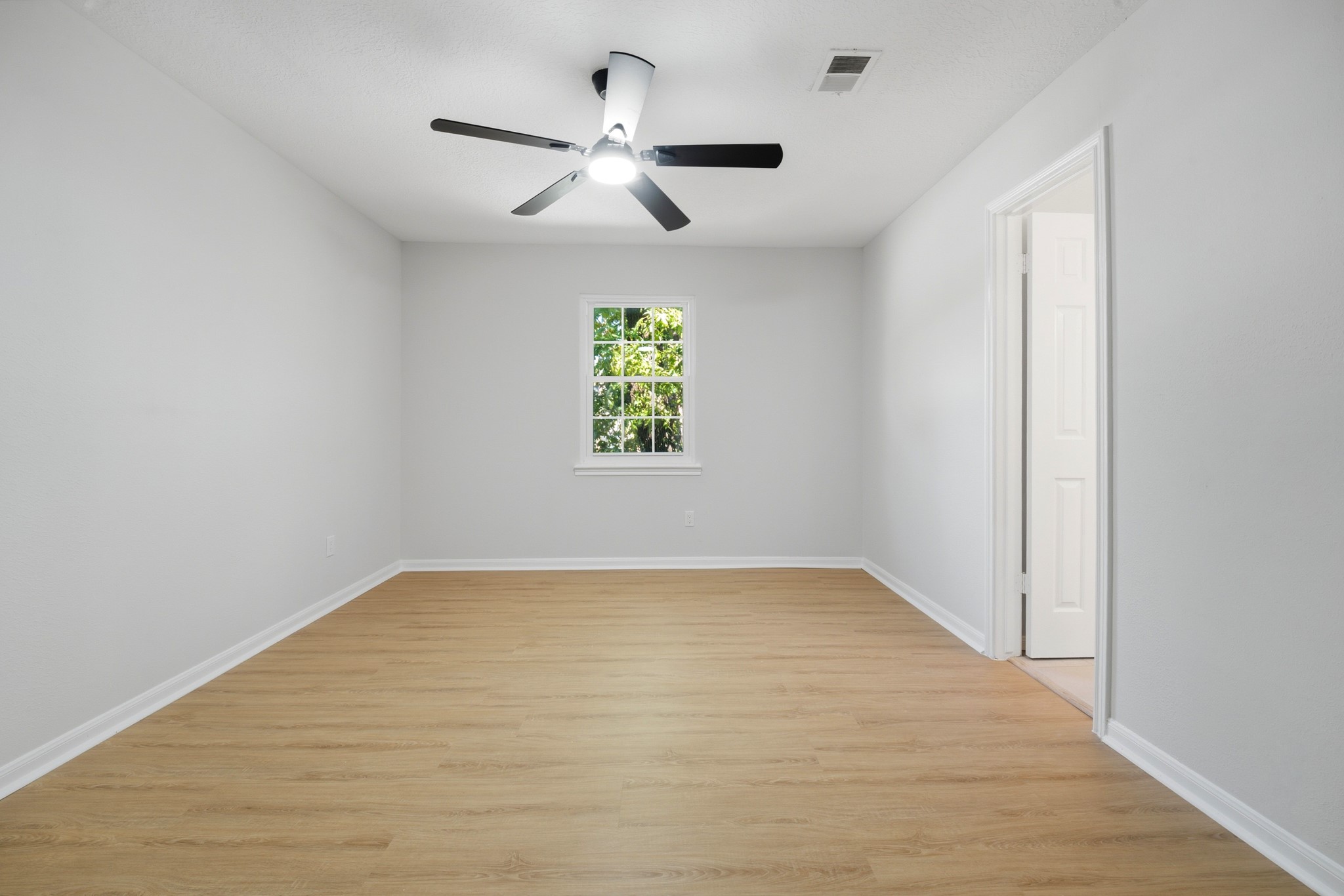 16155 Hexham Drive Property Photo 24